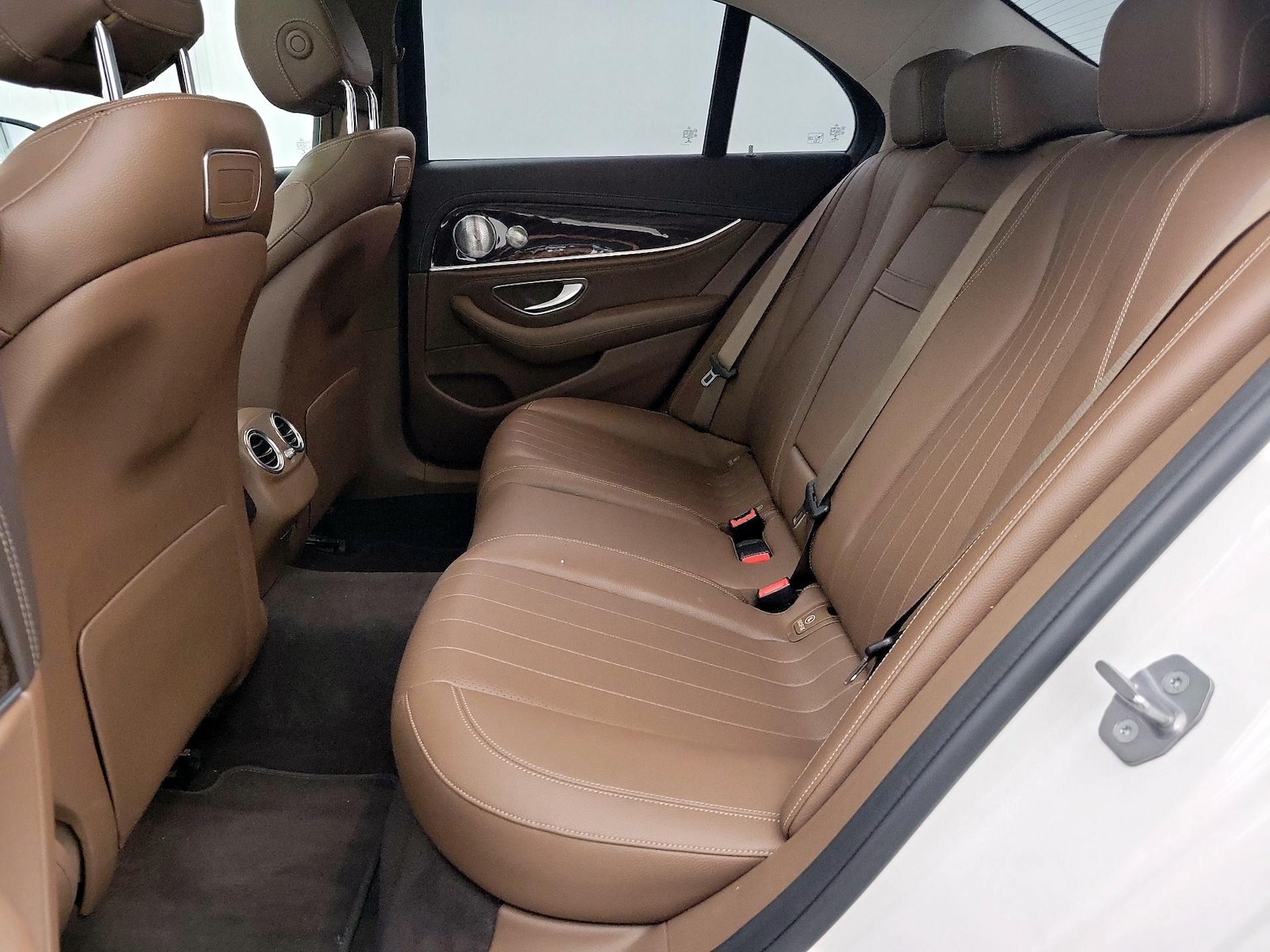 2018 Mercedes-Benz E-Class E300 - Photo 22