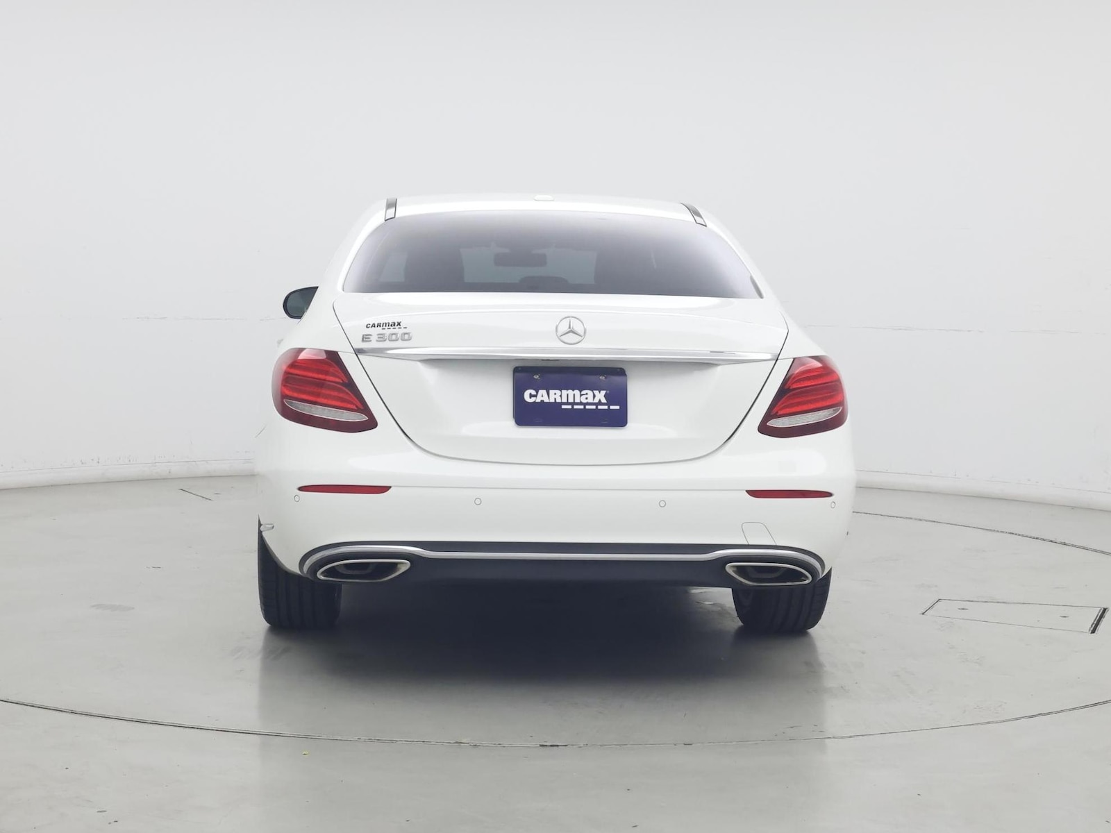 2018 Mercedes-Benz E-Class E300 - Photo 7