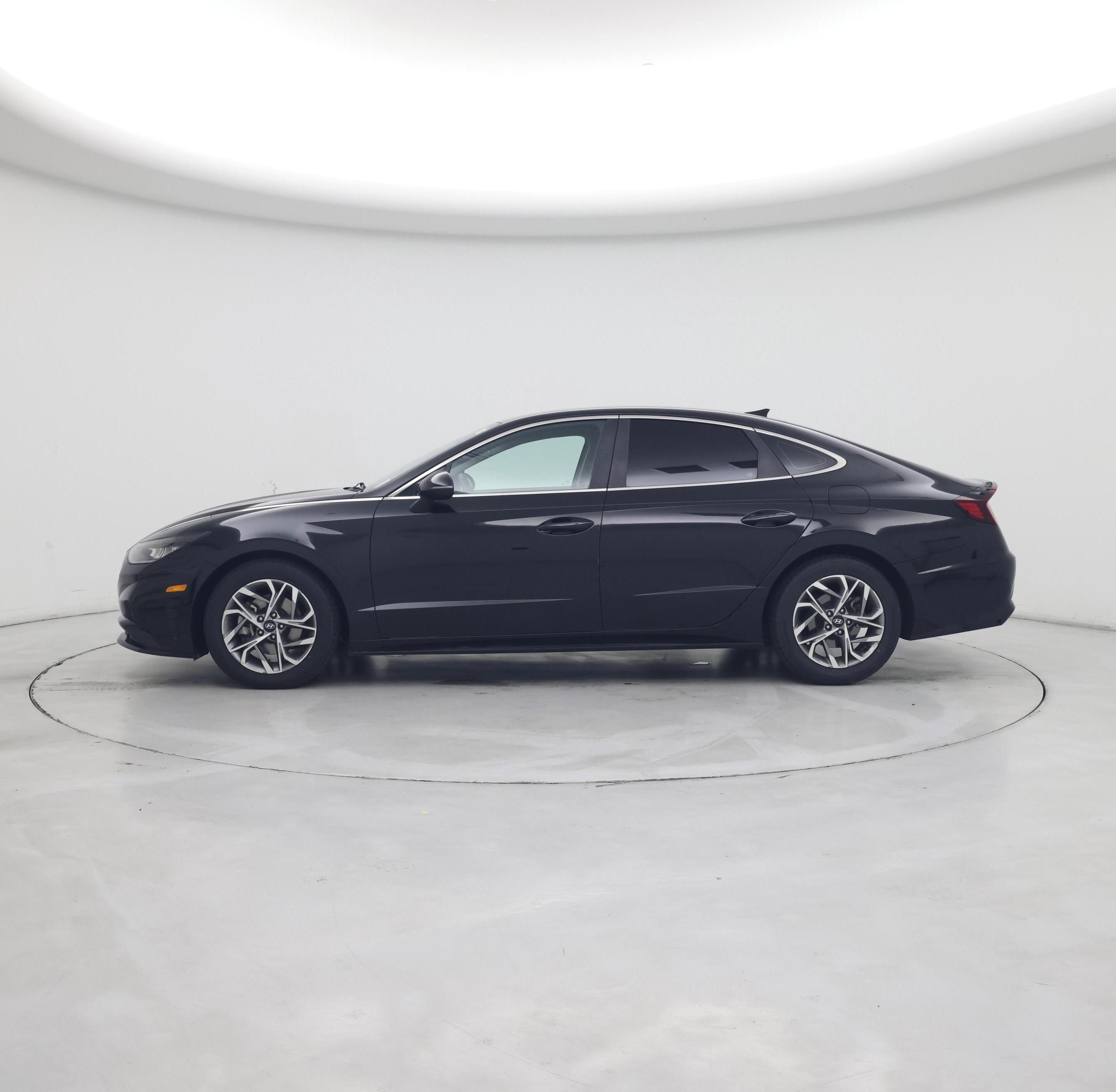 Thumbnail: 2020 Hyundai Sonata - 3