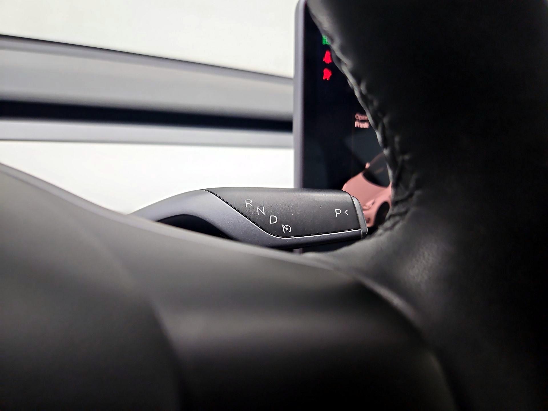 Thumbnail: 2021 Tesla Model 3 - 17