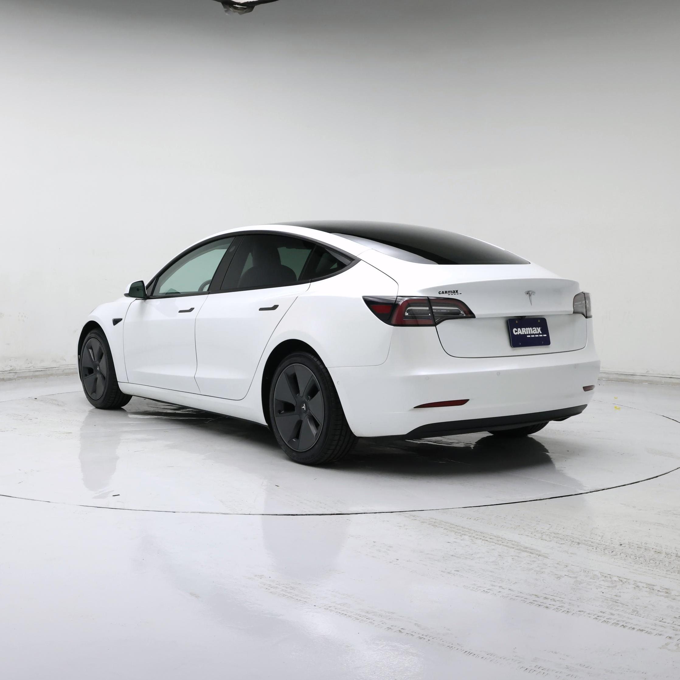 Thumbnail: 2021 Tesla Model 3 - 2