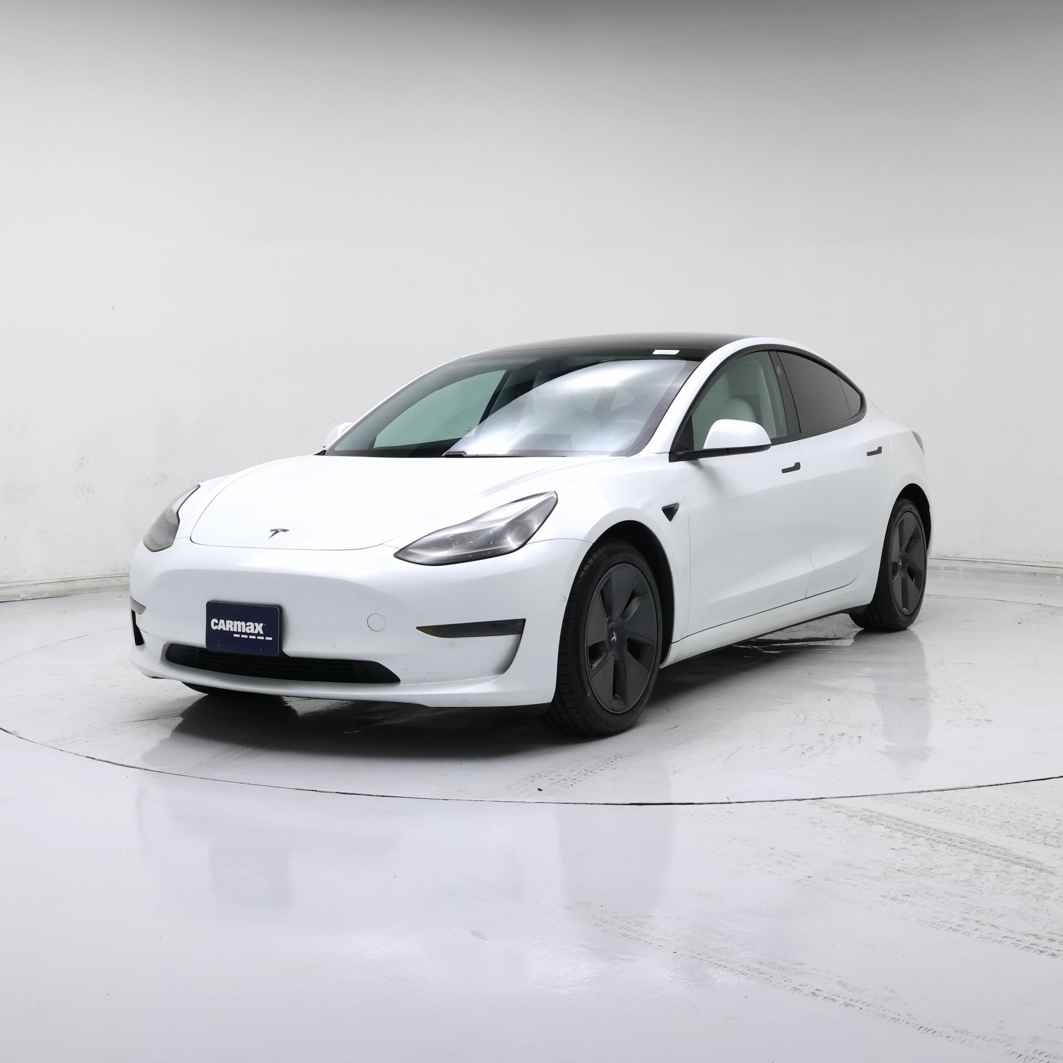 Thumbnail: 2021 Tesla Model 3 - 4