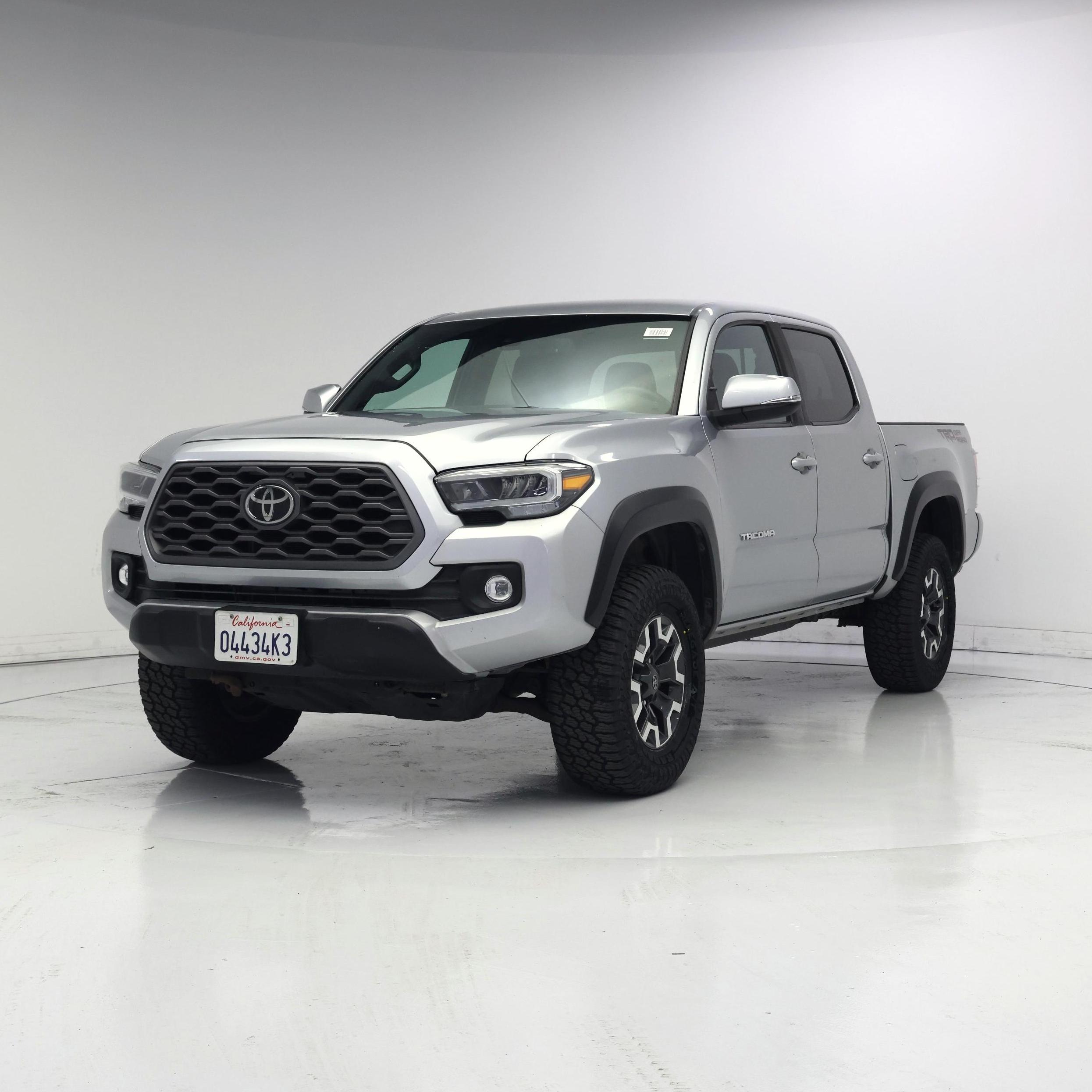 Thumbnail: 2022 Toyota Tacoma - 4
