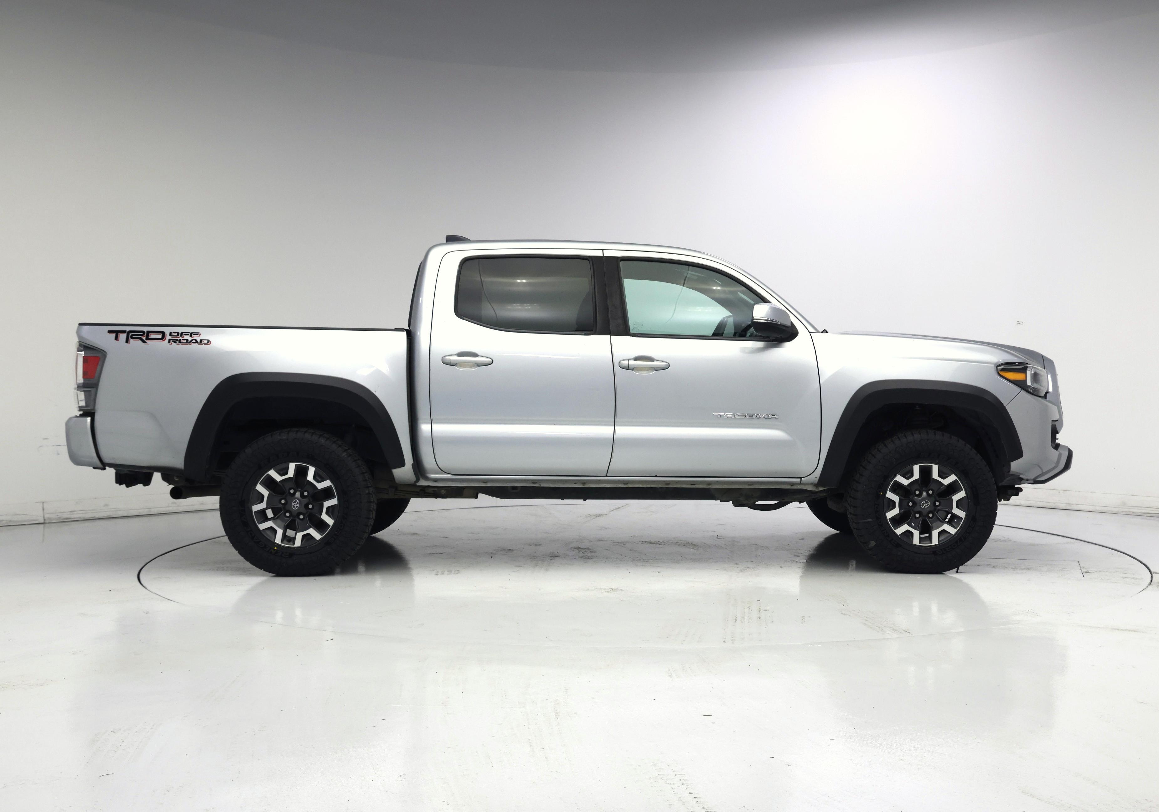 Thumbnail: 2022 Toyota Tacoma - 7