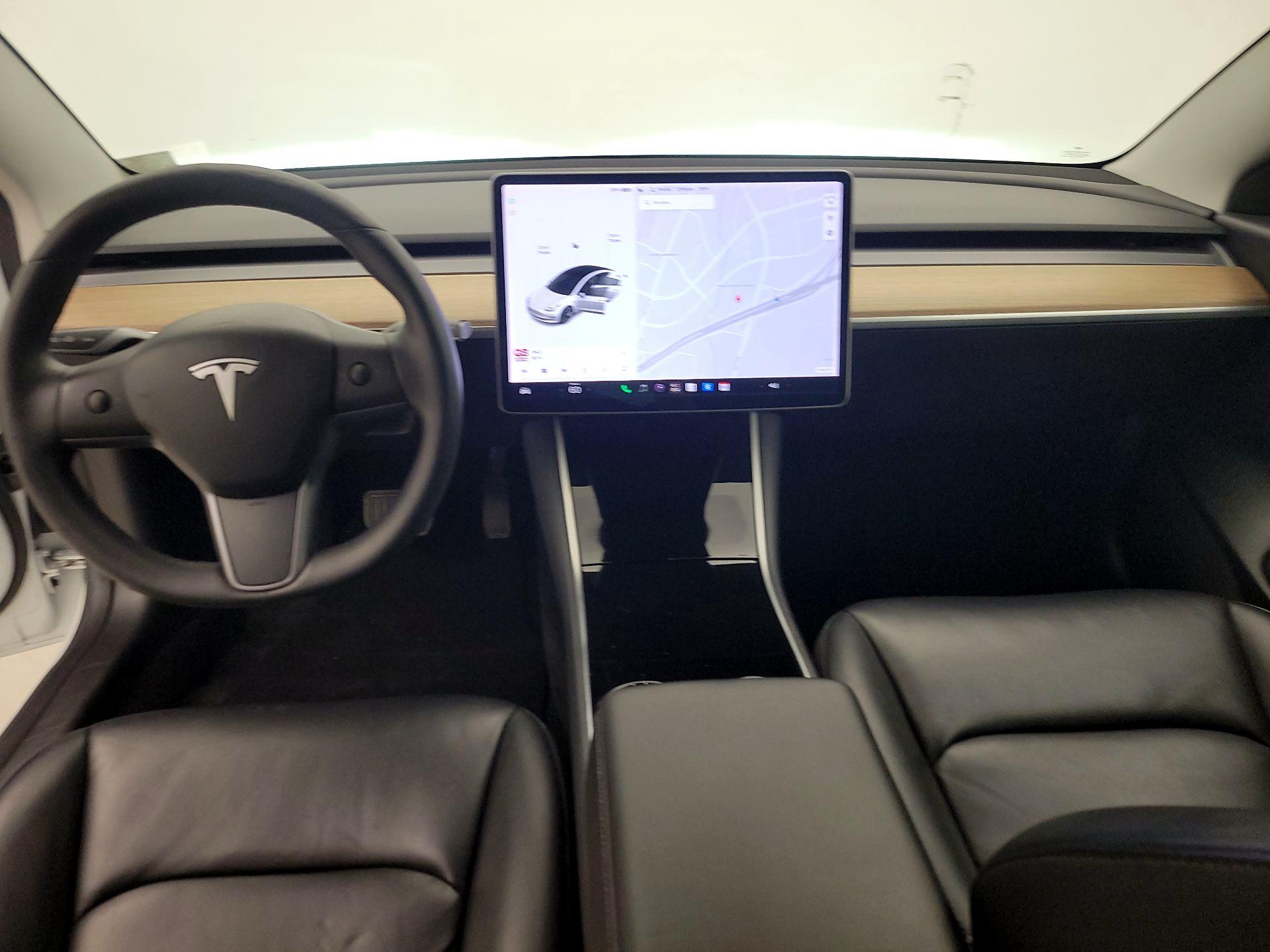 Thumbnail: 2020 Tesla Model 3 - 9