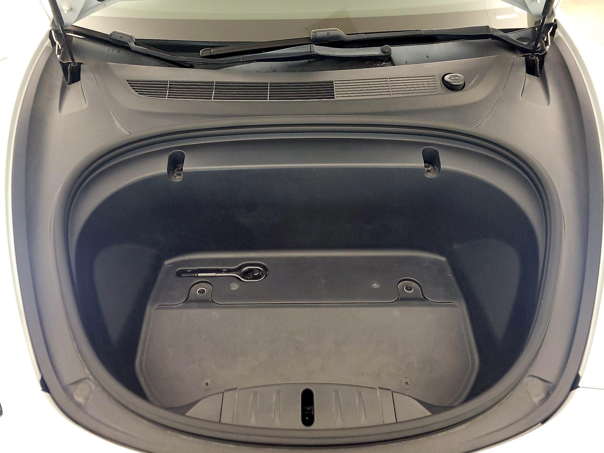 Thumbnail: 2020 Tesla Model 3 - 20