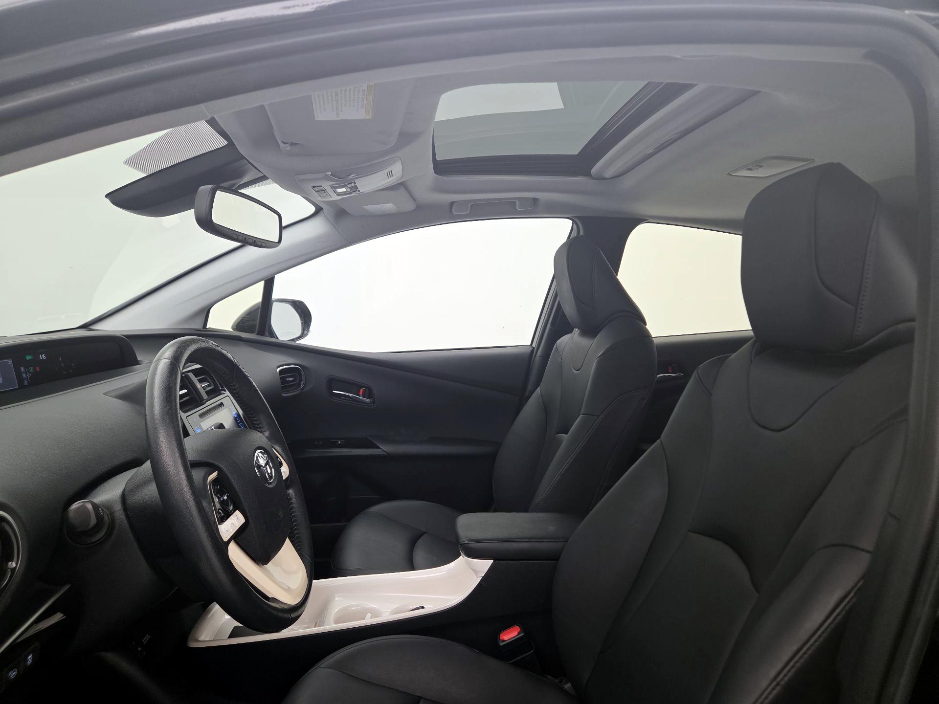Thumbnail: 2016 Toyota Prius - 19