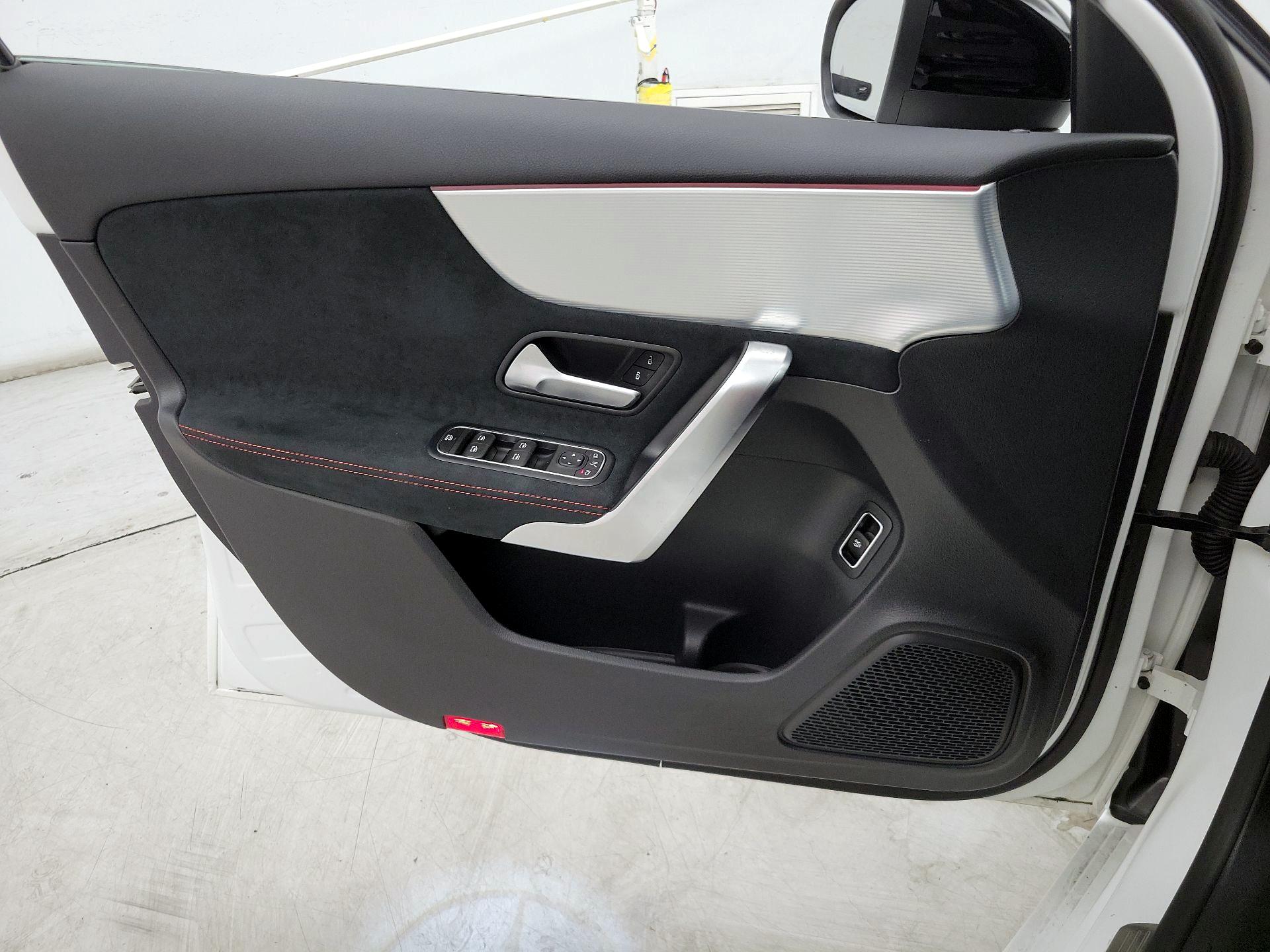 Thumbnail: 2022 Mercedes-Benz A-Class - 12