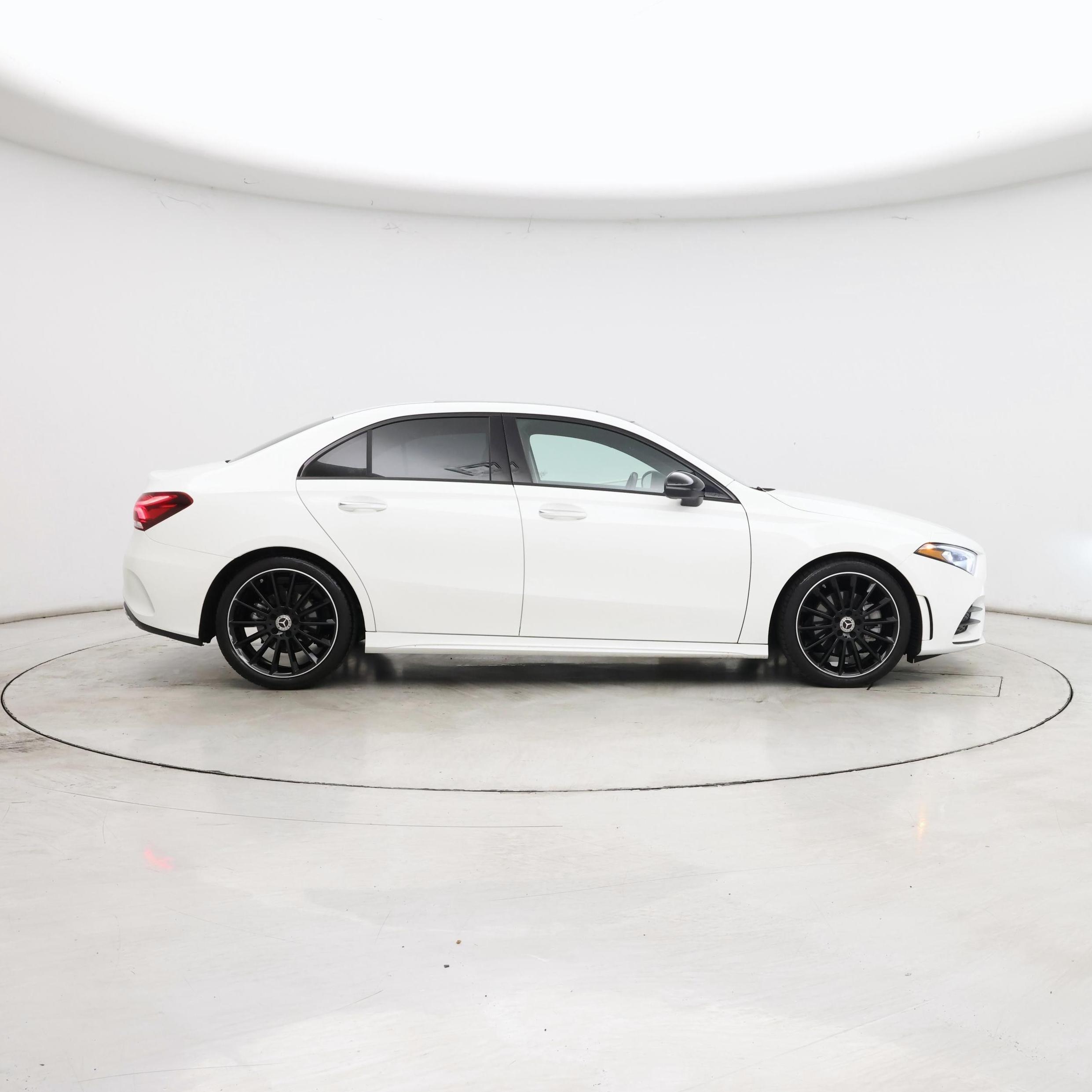 Thumbnail: 2022 Mercedes-Benz A-Class - 7