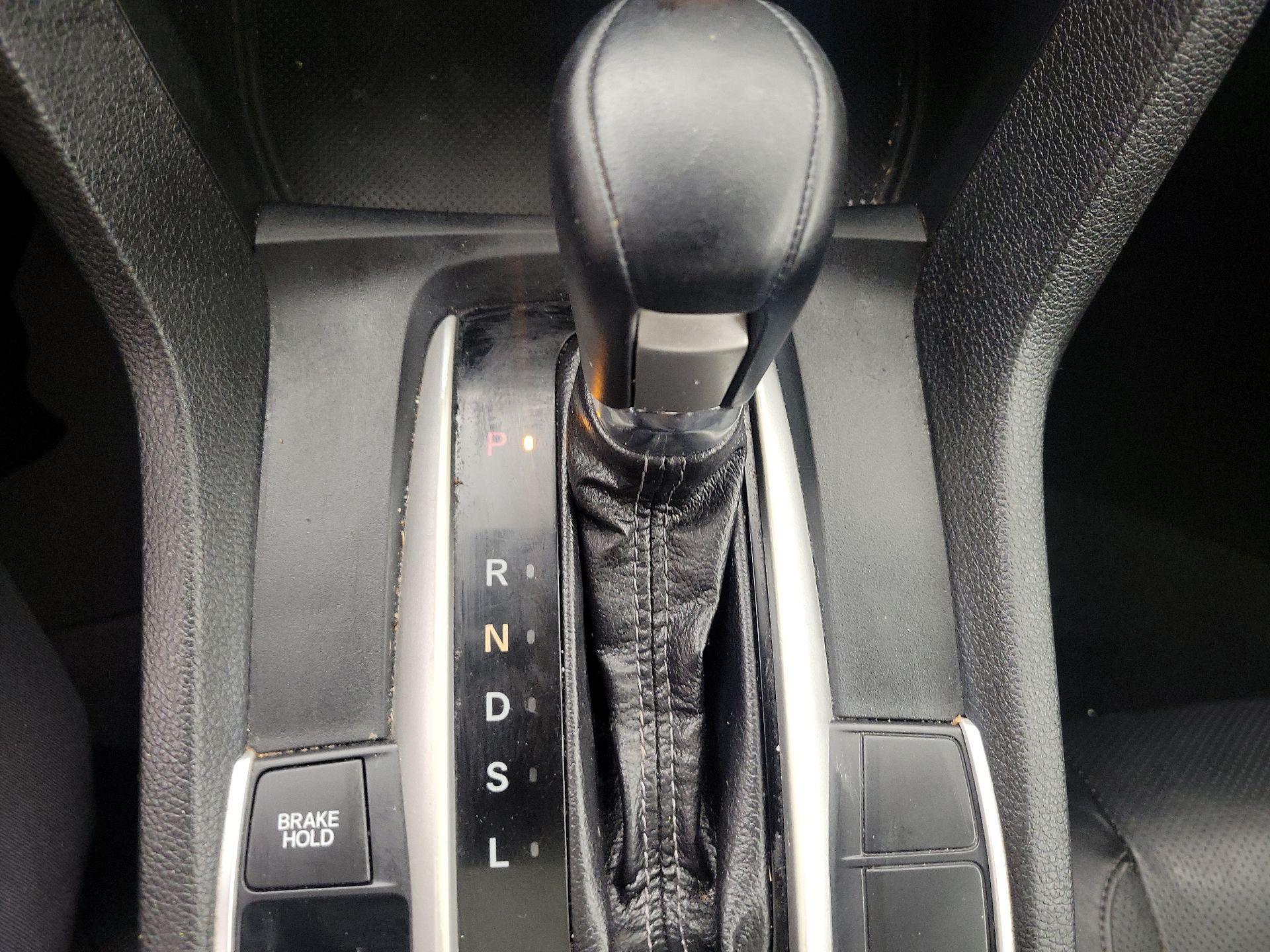 Thumbnail: 2016 Honda Civic - 18
