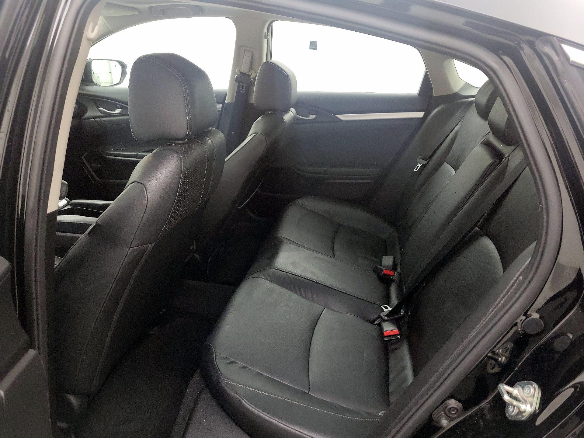 Thumbnail: 2016 Honda Civic - 20