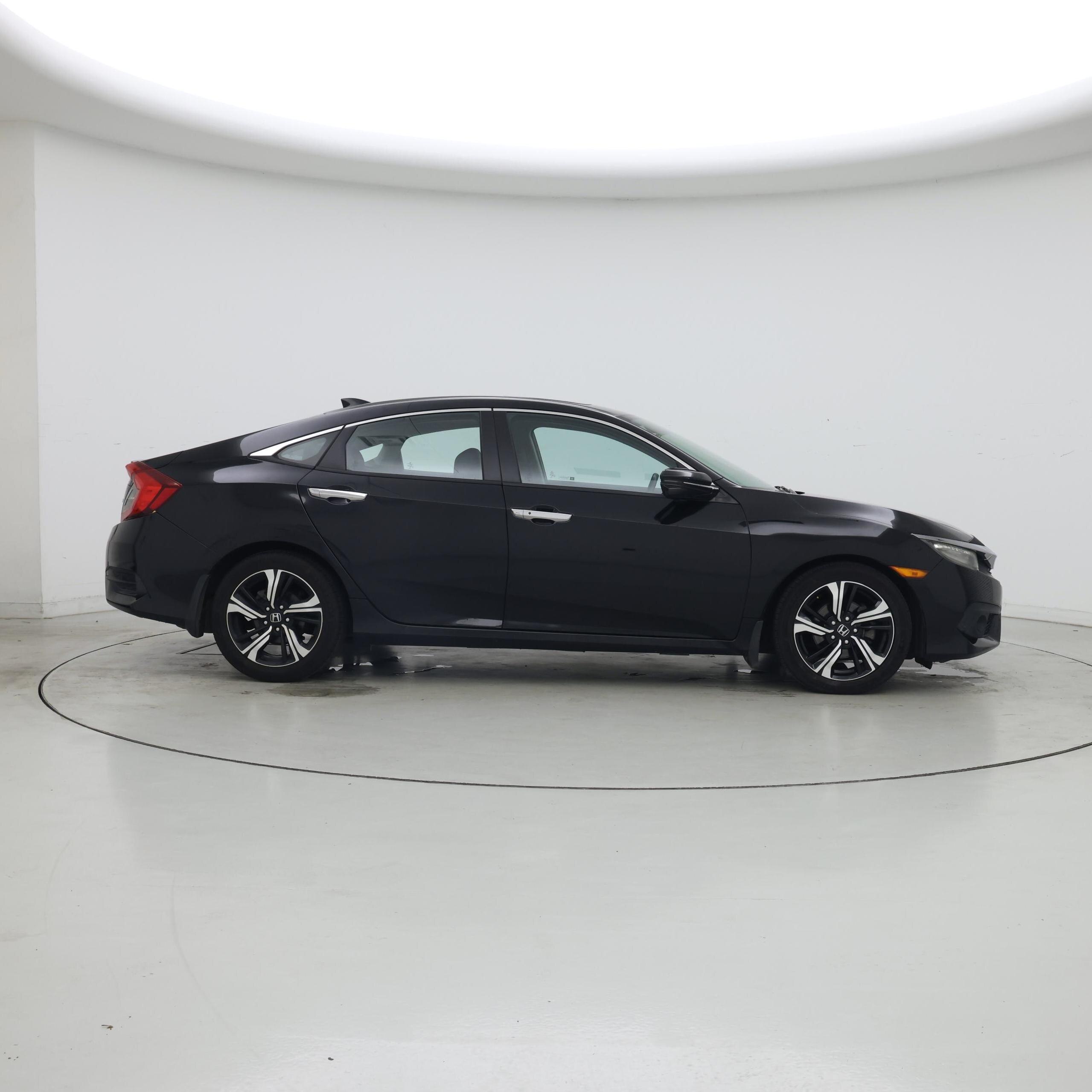 Thumbnail: 2016 Honda Civic - 7