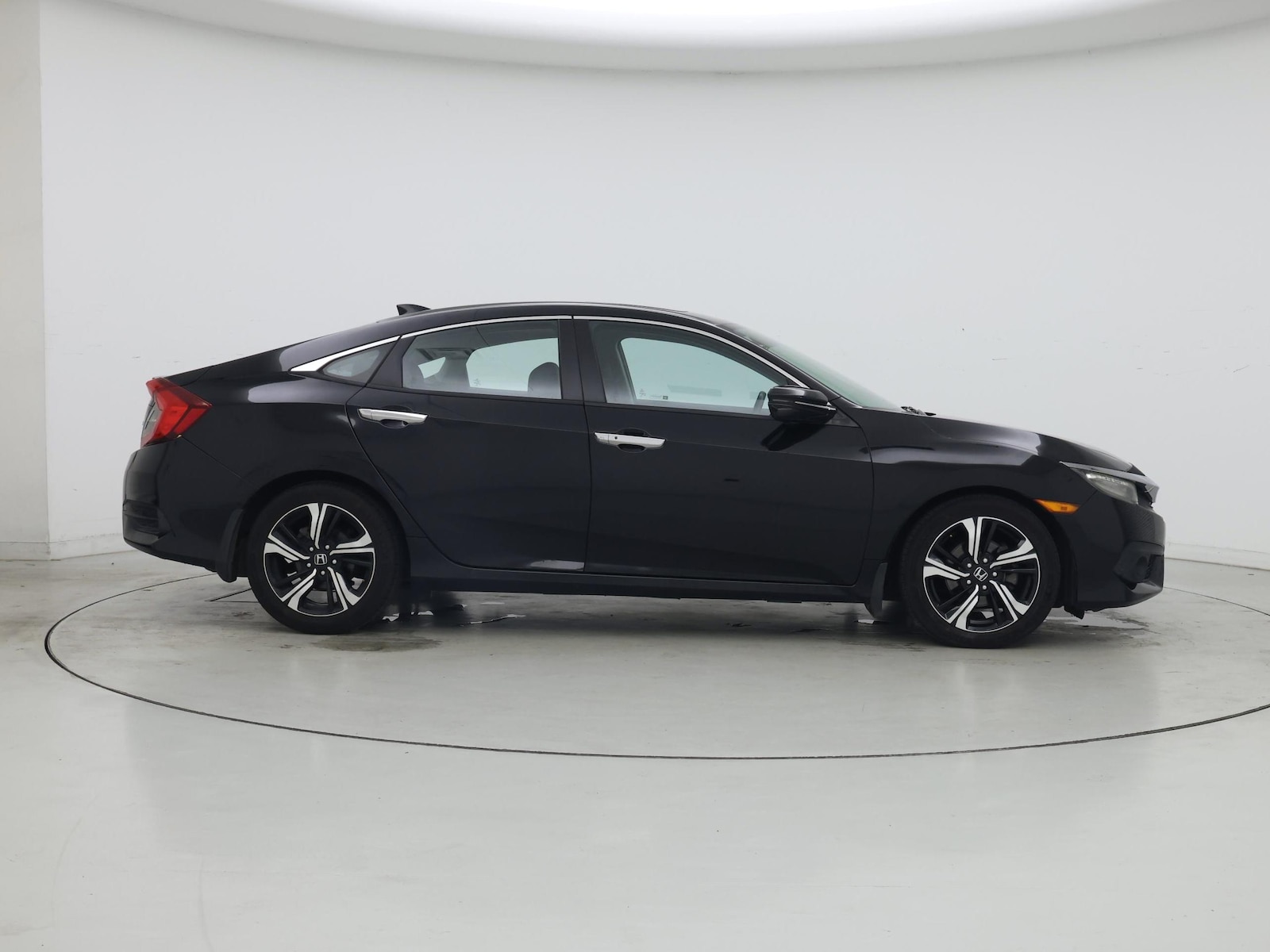 2016 Honda Civic Touring - Photo 8