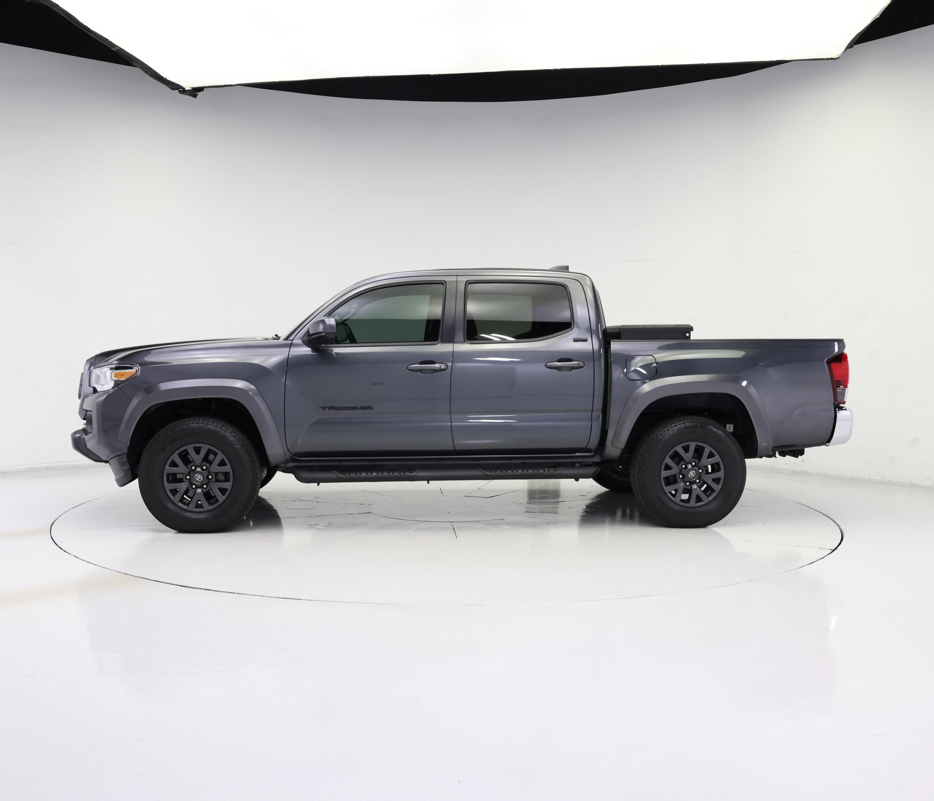 Thumbnail: 2023 Toyota Tacoma - 3