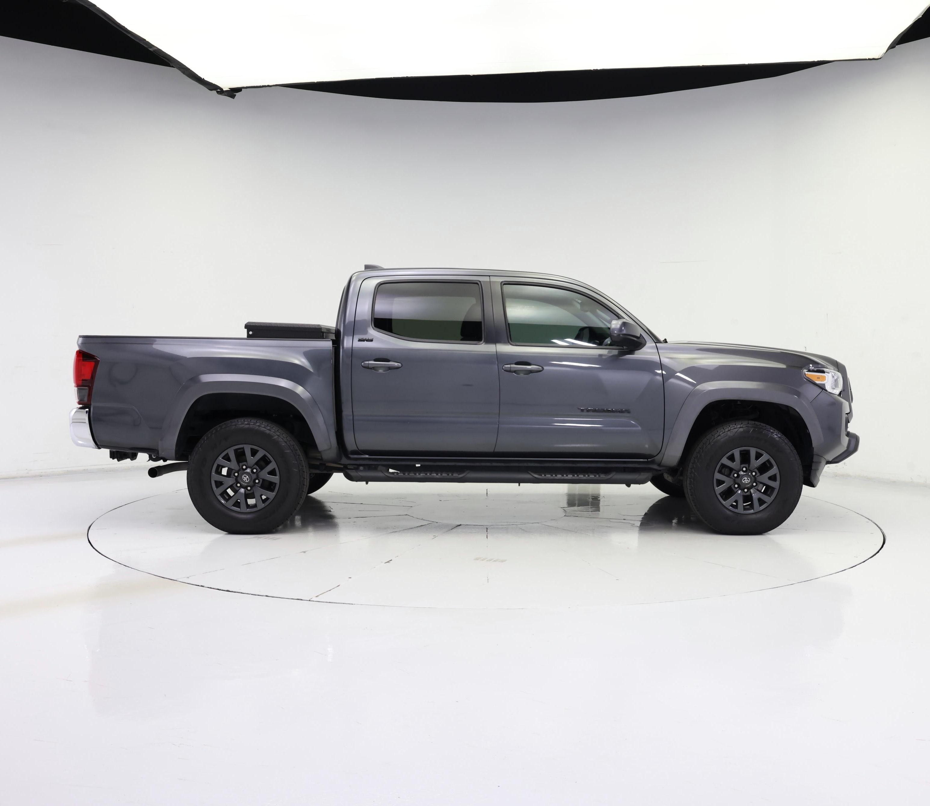 Thumbnail: 2023 Toyota Tacoma - 7