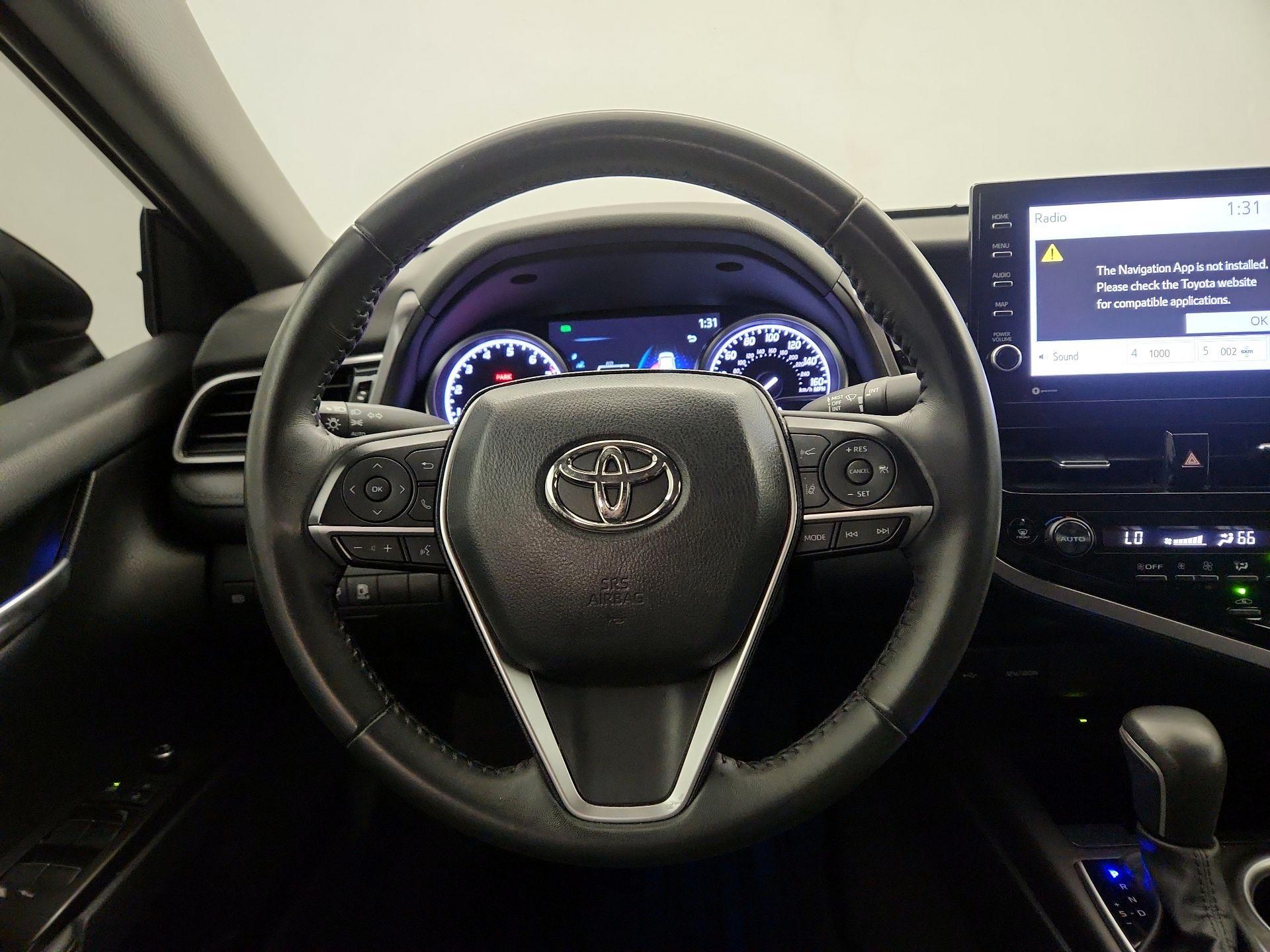 Thumbnail: 2023 Toyota Camry - 10