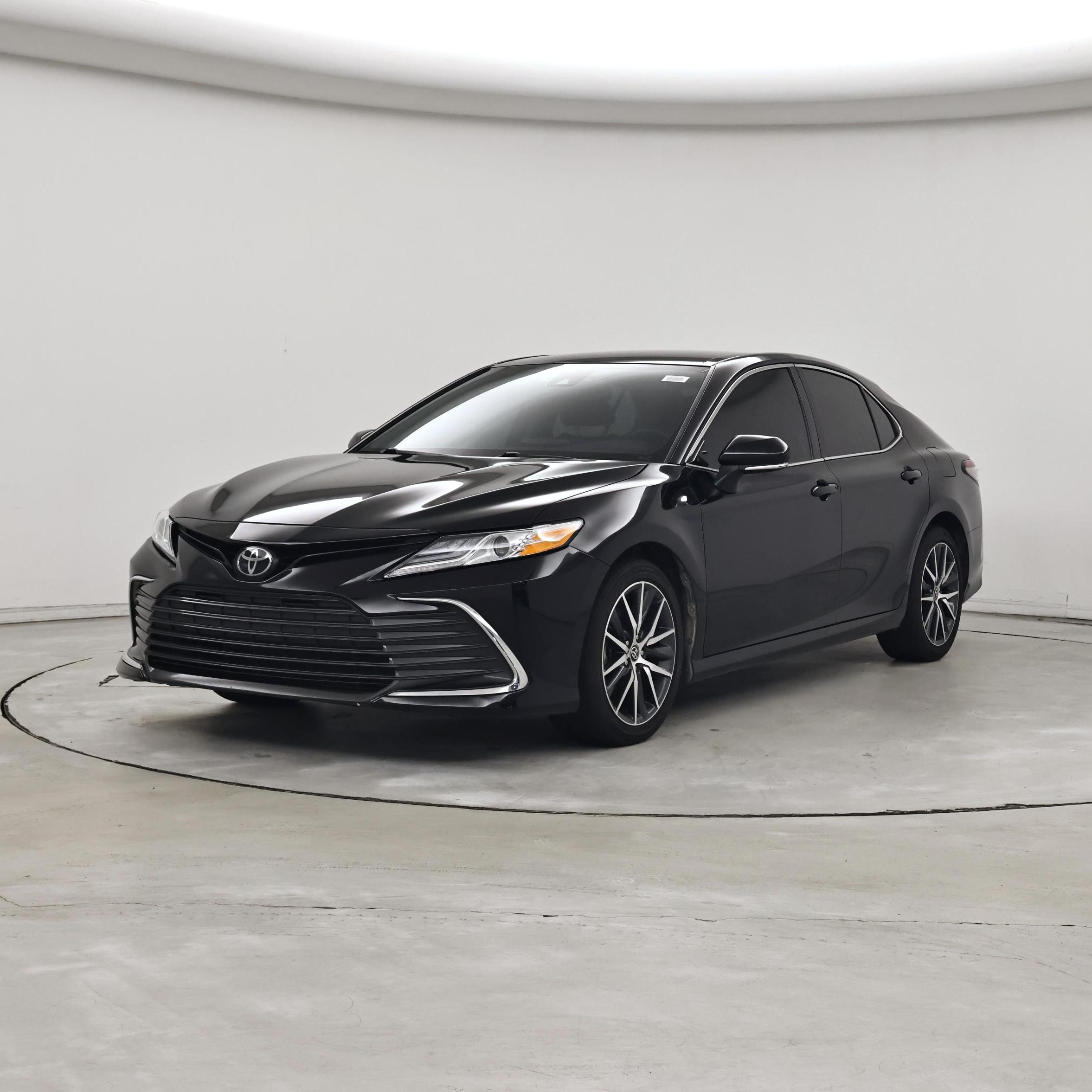 Thumbnail: 2023 Toyota Camry - 4