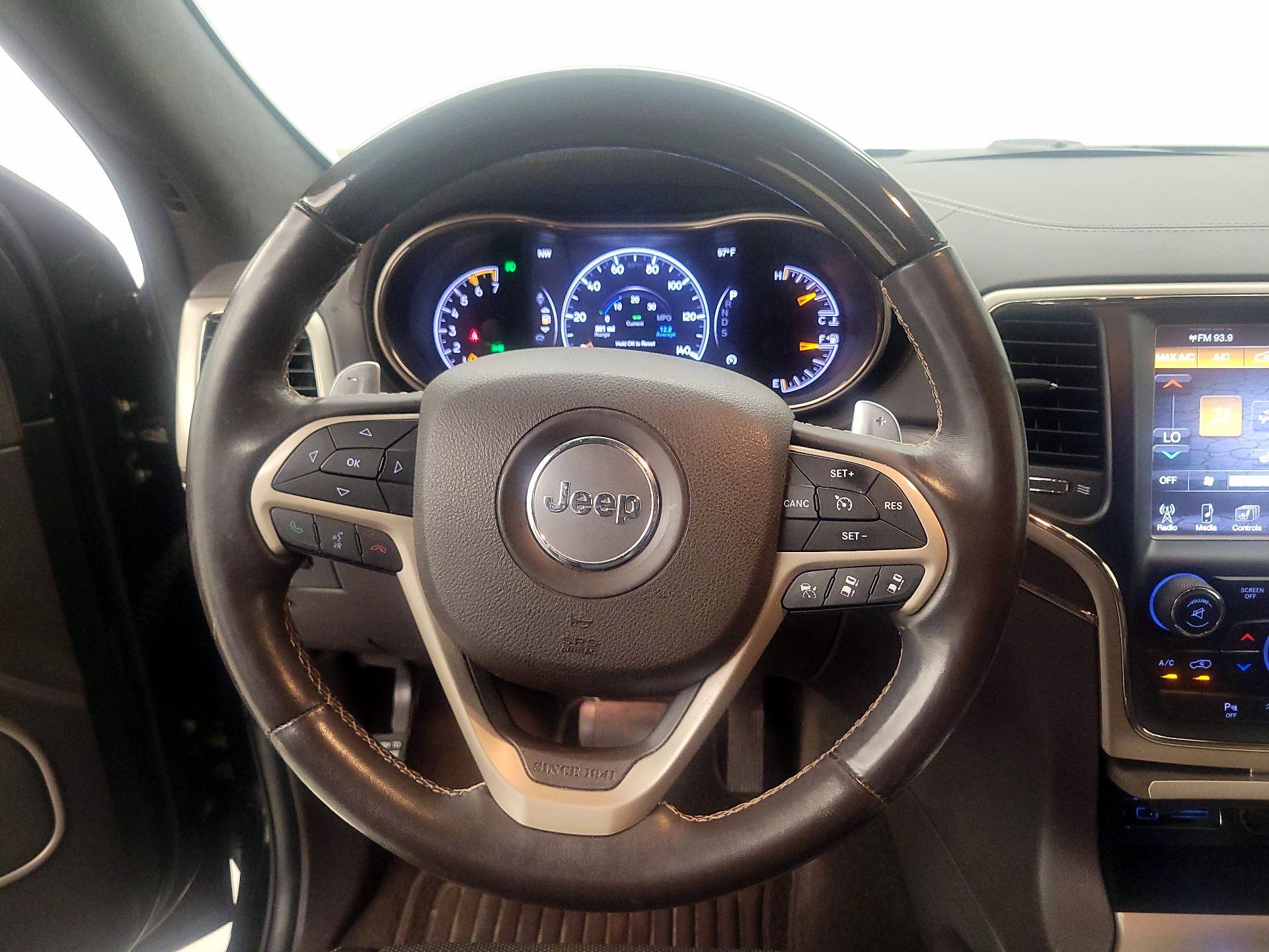 Thumbnail: 2015 Jeep Grand Cherokee - 10