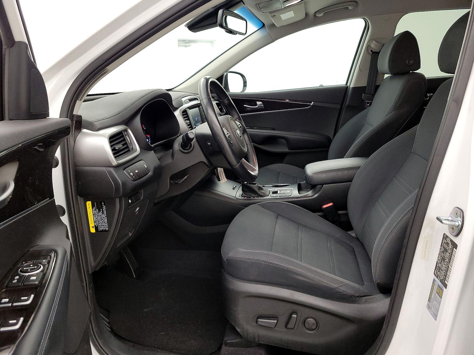 2018 Kia Sorento LX - Photo 12