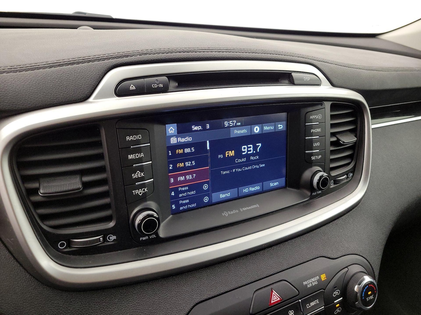 2018 Kia Sorento LX - Photo 16