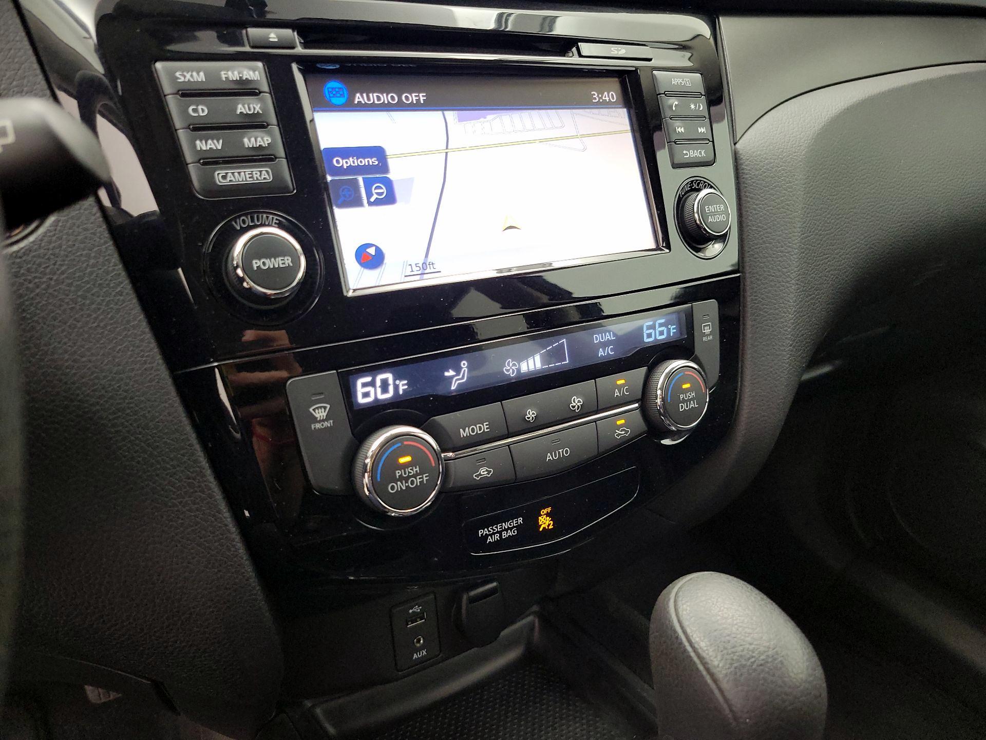 Thumbnail: 2016 Nissan Rogue - 17