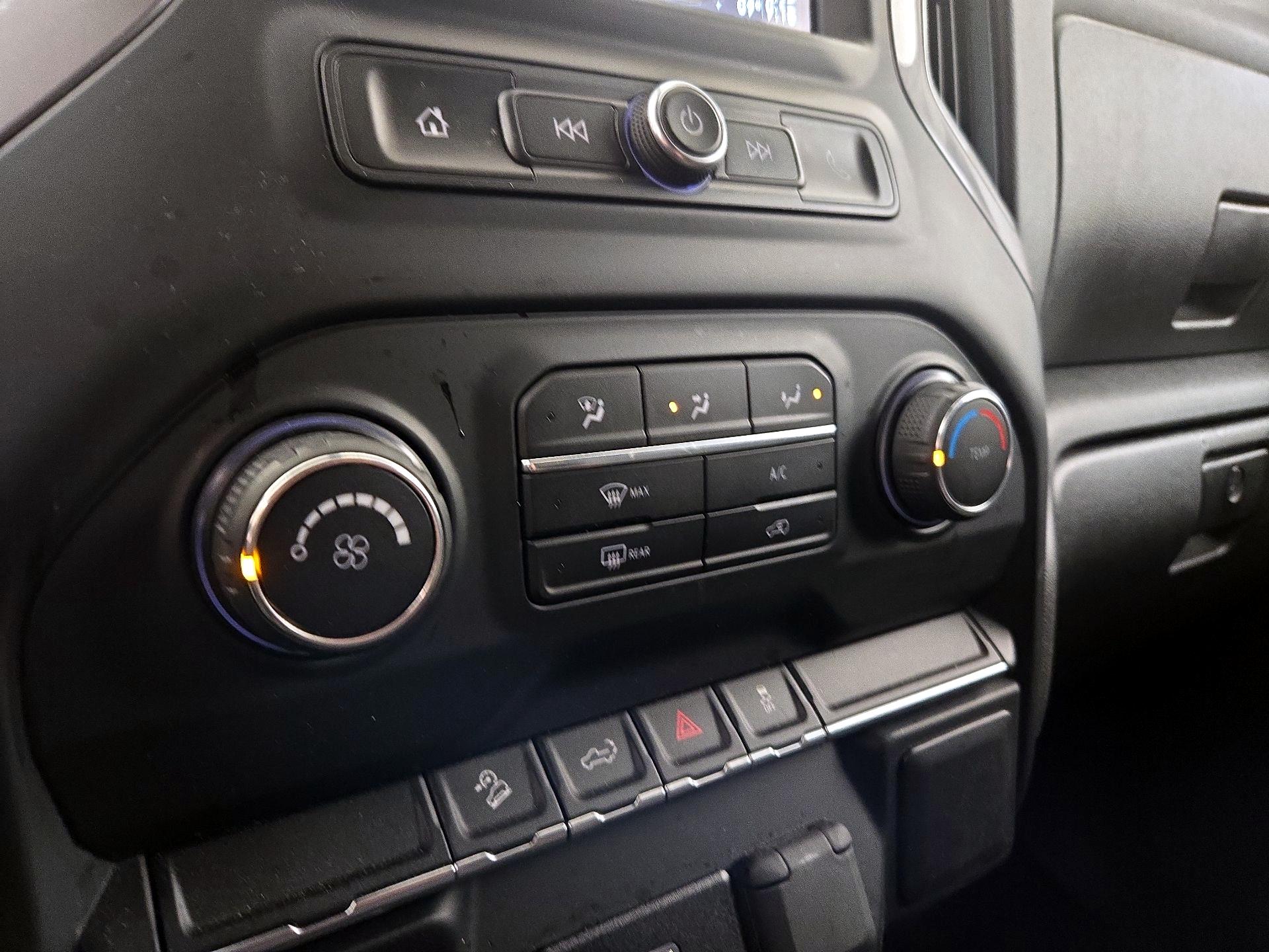Thumbnail: 2019 Chevrolet Silverado 1500 - 15