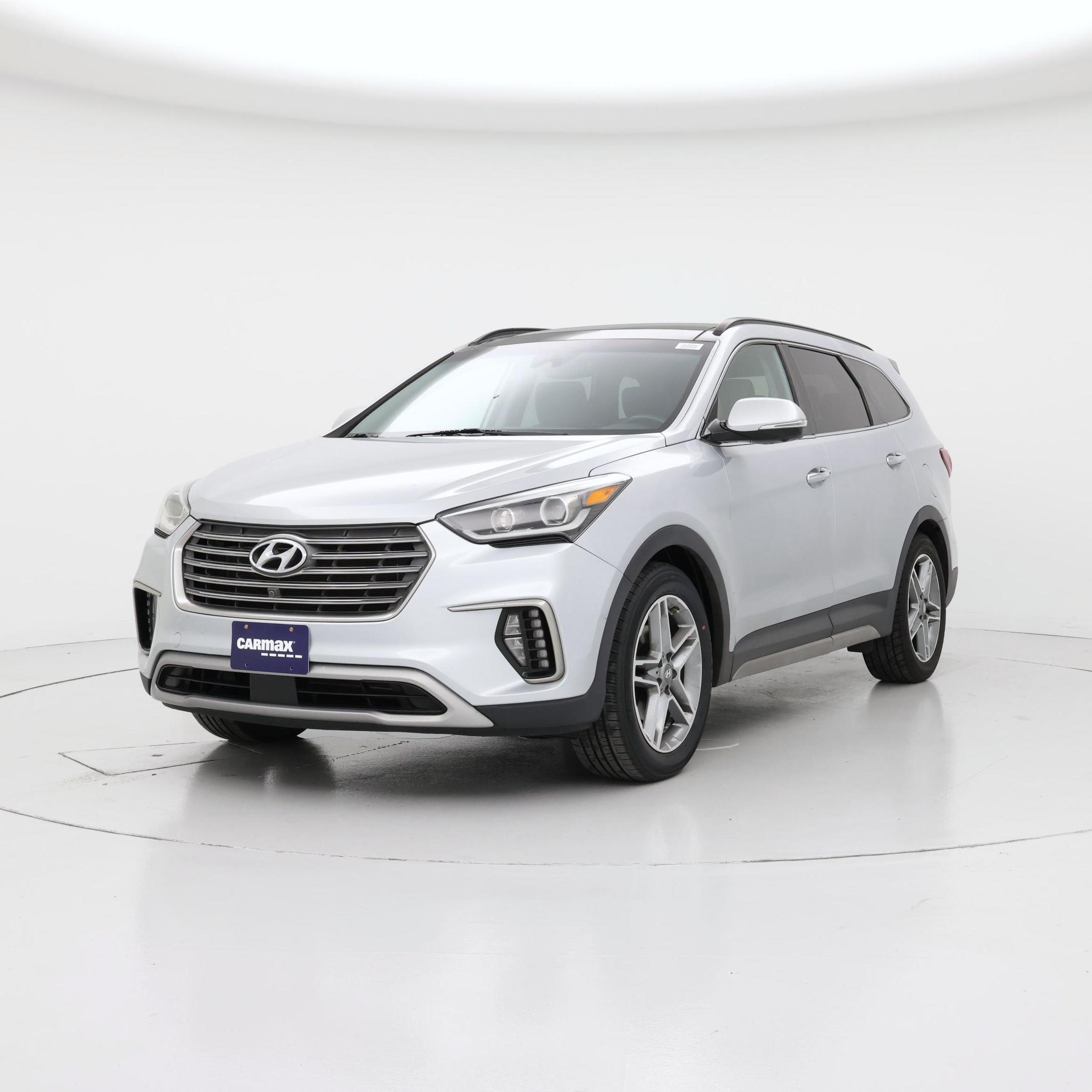 Thumbnail: 2017 Hyundai Santa Fe - 4