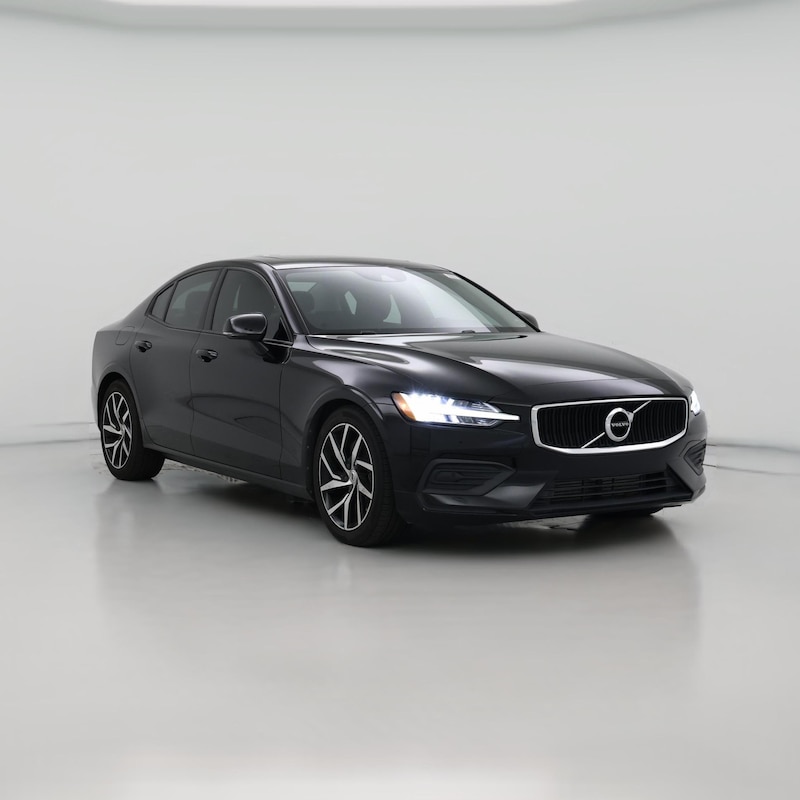 2020 Volvo S60 T6 Momentum