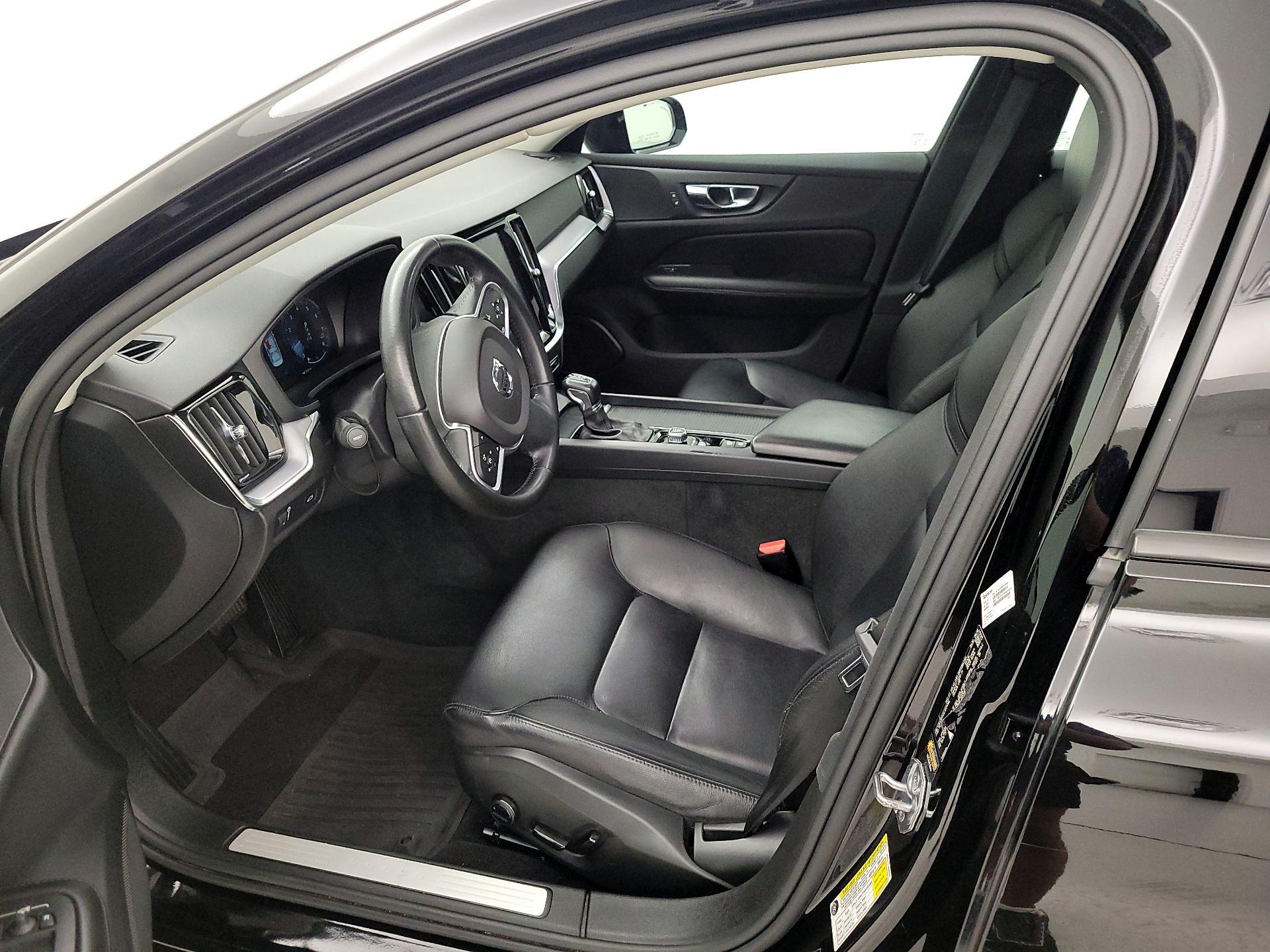 Thumbnail: 2020 Volvo S60 - 11