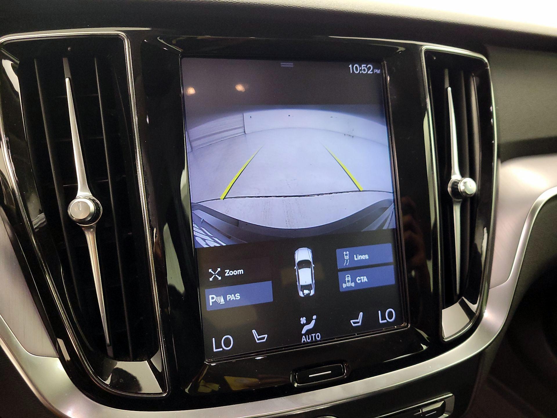 Thumbnail: 2020 Volvo S60 - 15