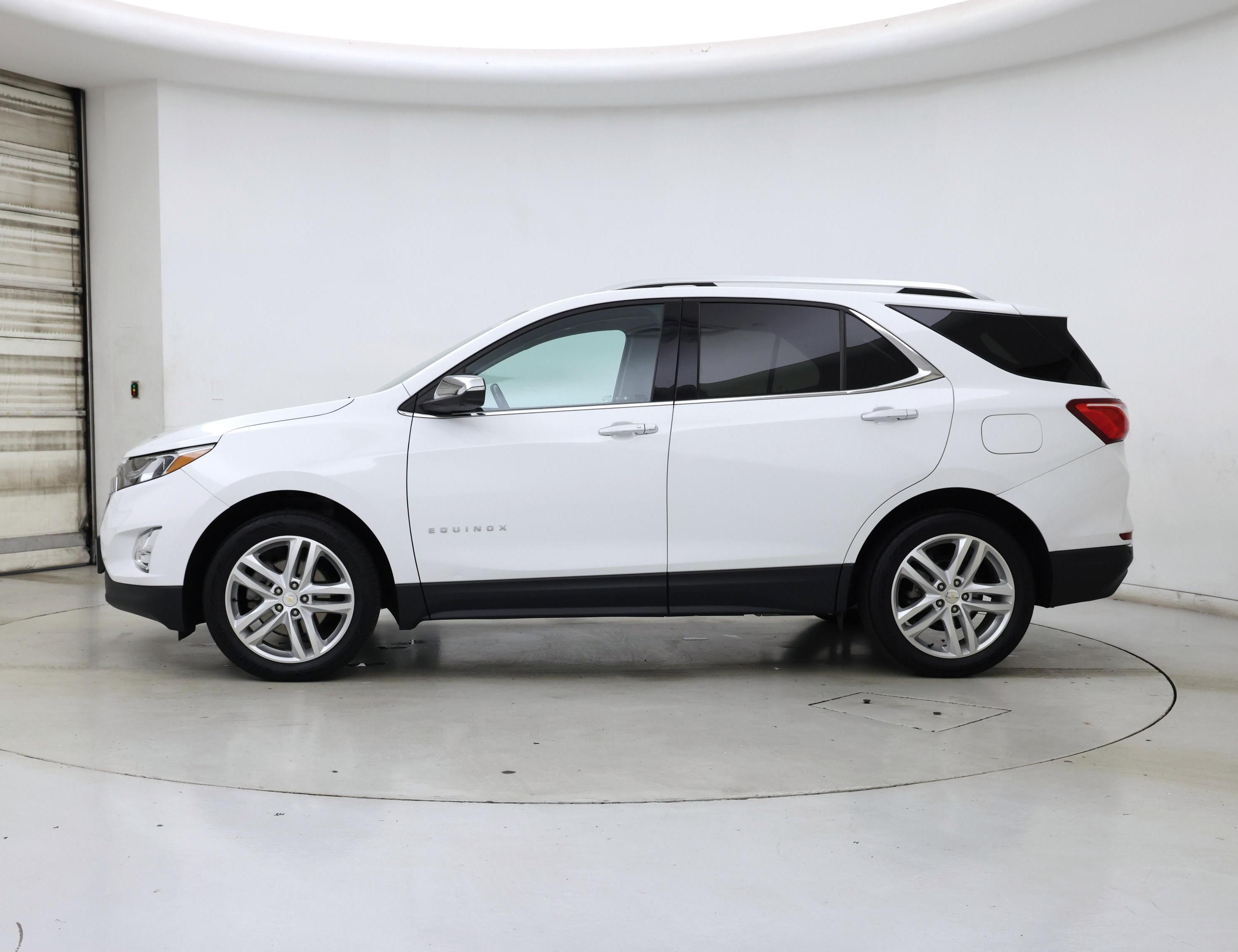 Thumbnail: 2020 Chevrolet Equinox - 3