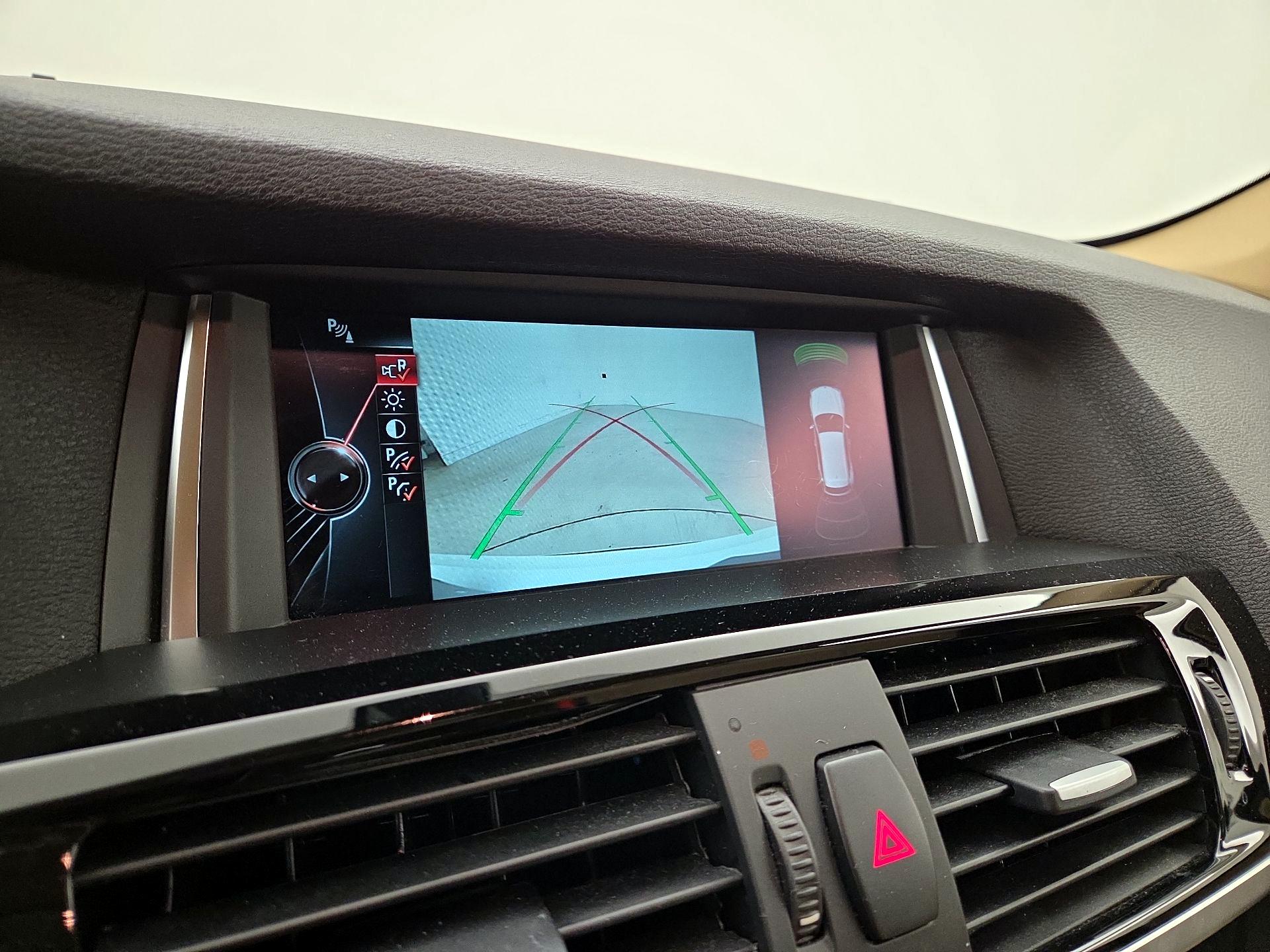 Thumbnail: 2016 BMW X3 - 15