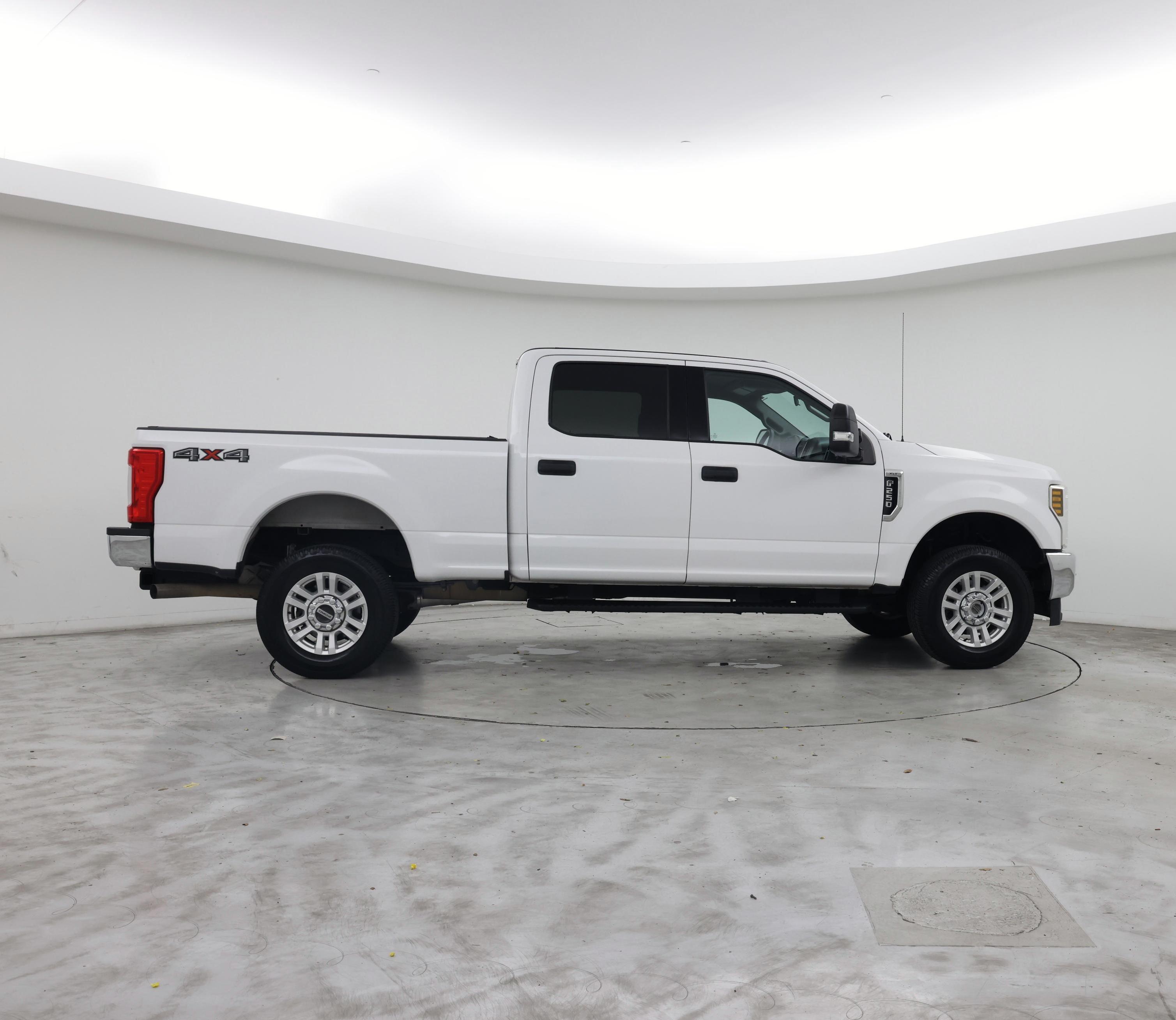 Thumbnail: 2019 Ford F-250 - 7