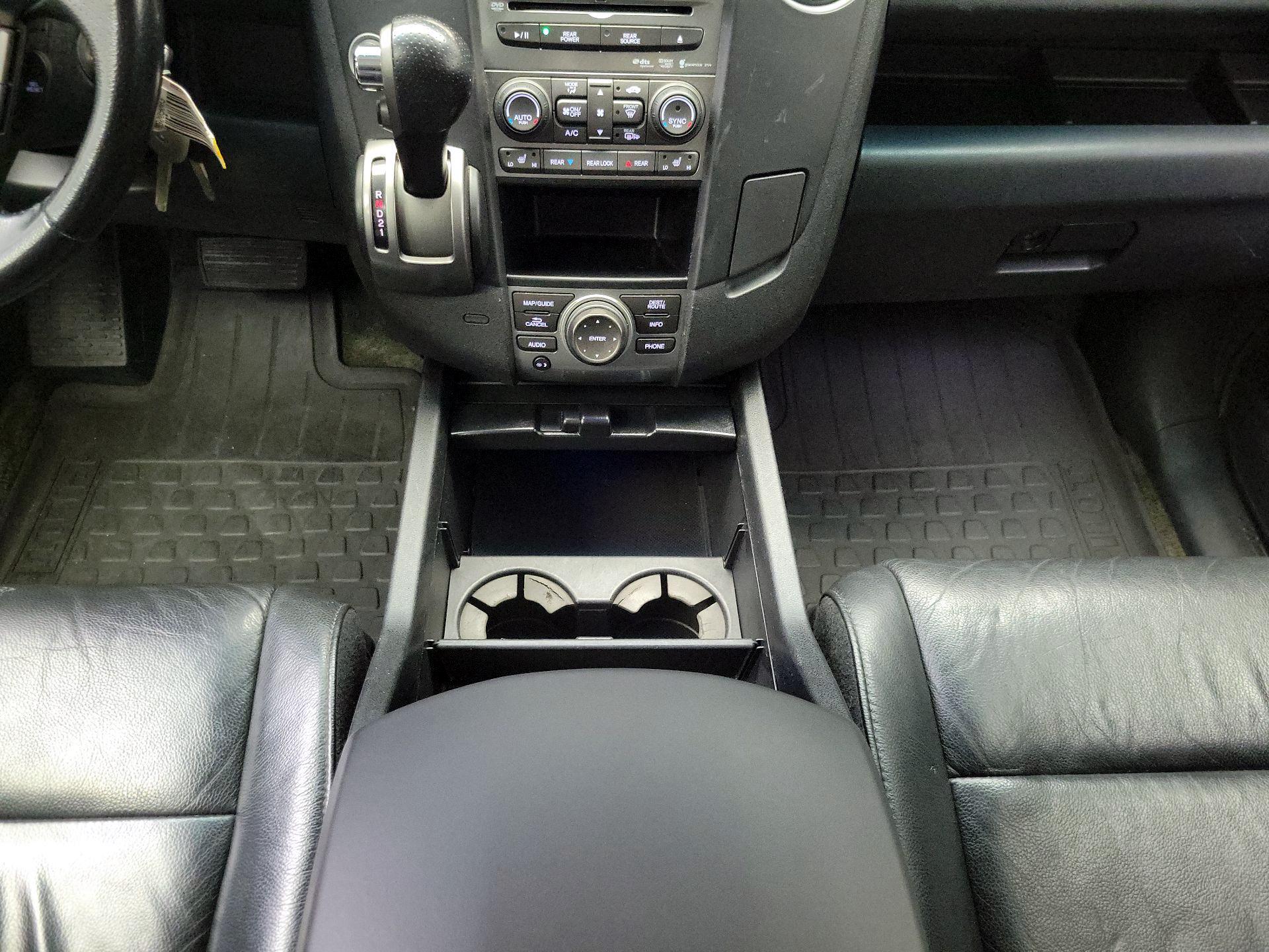 Thumbnail: 2014 Honda Pilot - 18