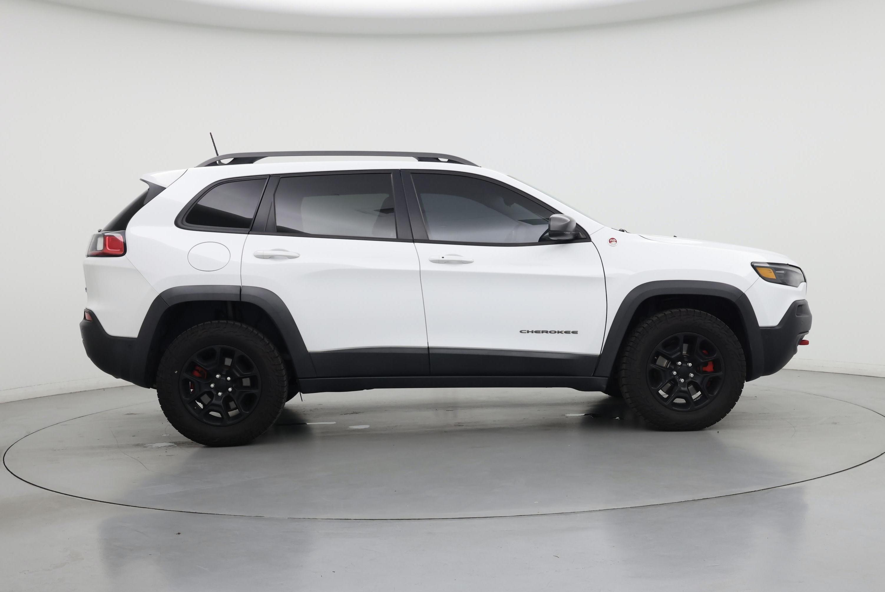 Thumbnail: 2021 Jeep Cherokee - 7