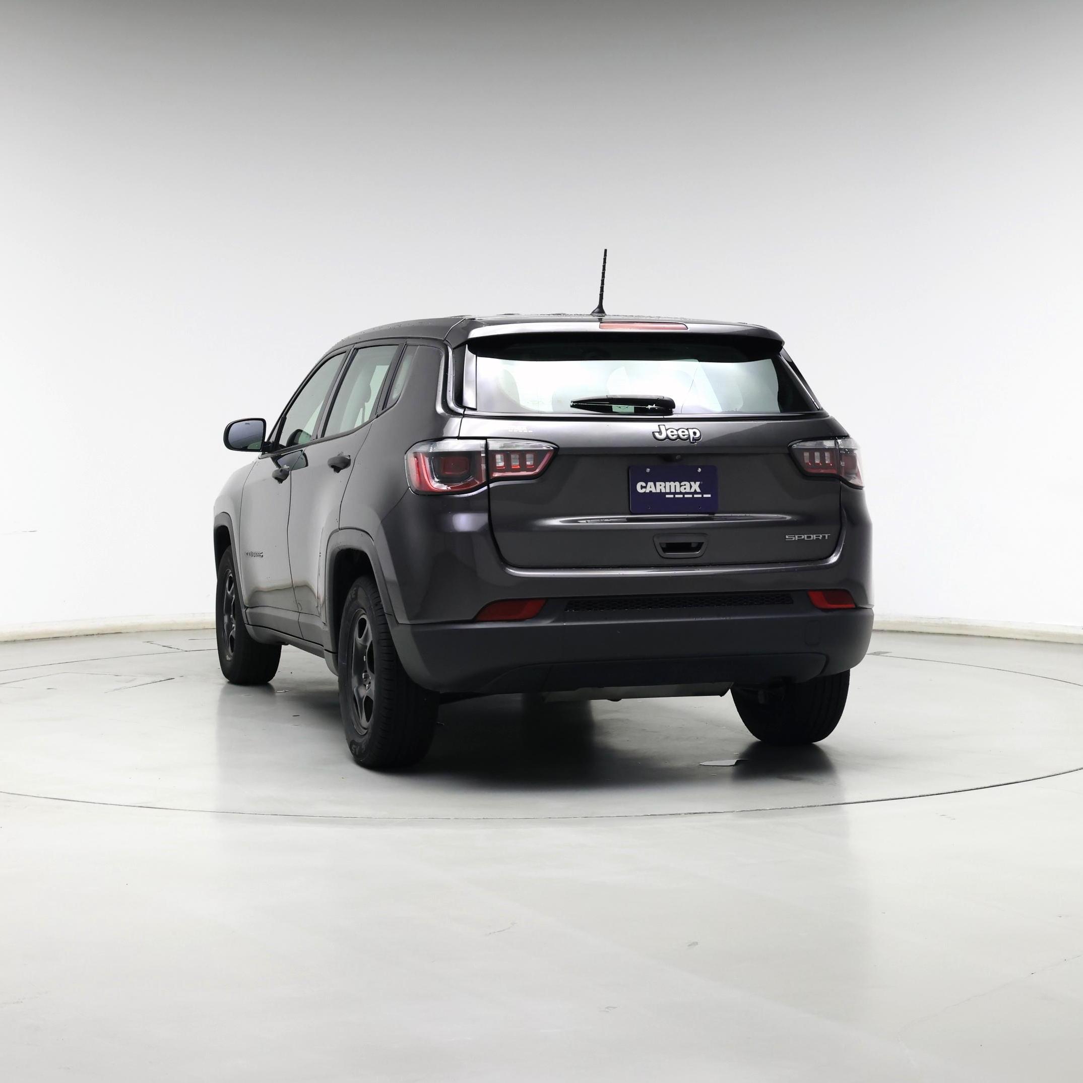 Thumbnail: 2018 Jeep Compass - 6