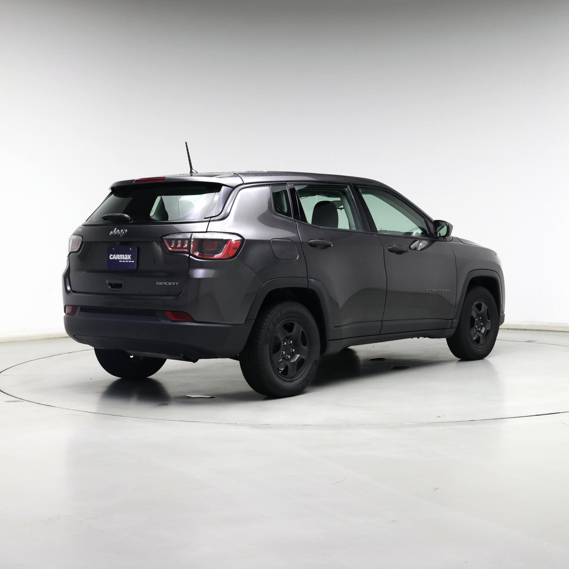 Thumbnail: 2018 Jeep Compass - 8
