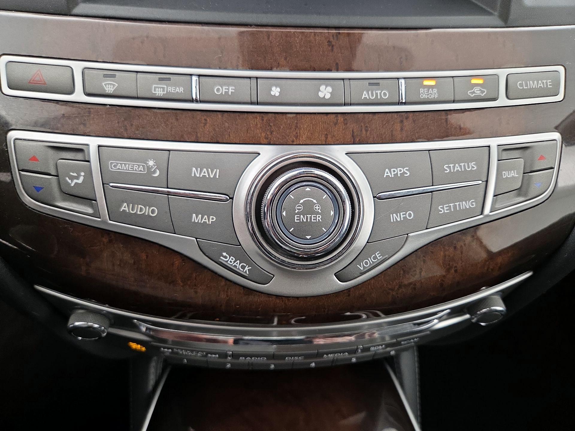 Thumbnail: 2018 INFINITI QX60 - 17
