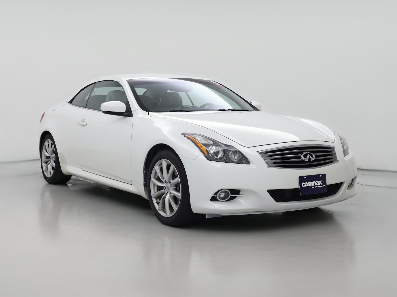 2015 INFINITI Q60 Convertible