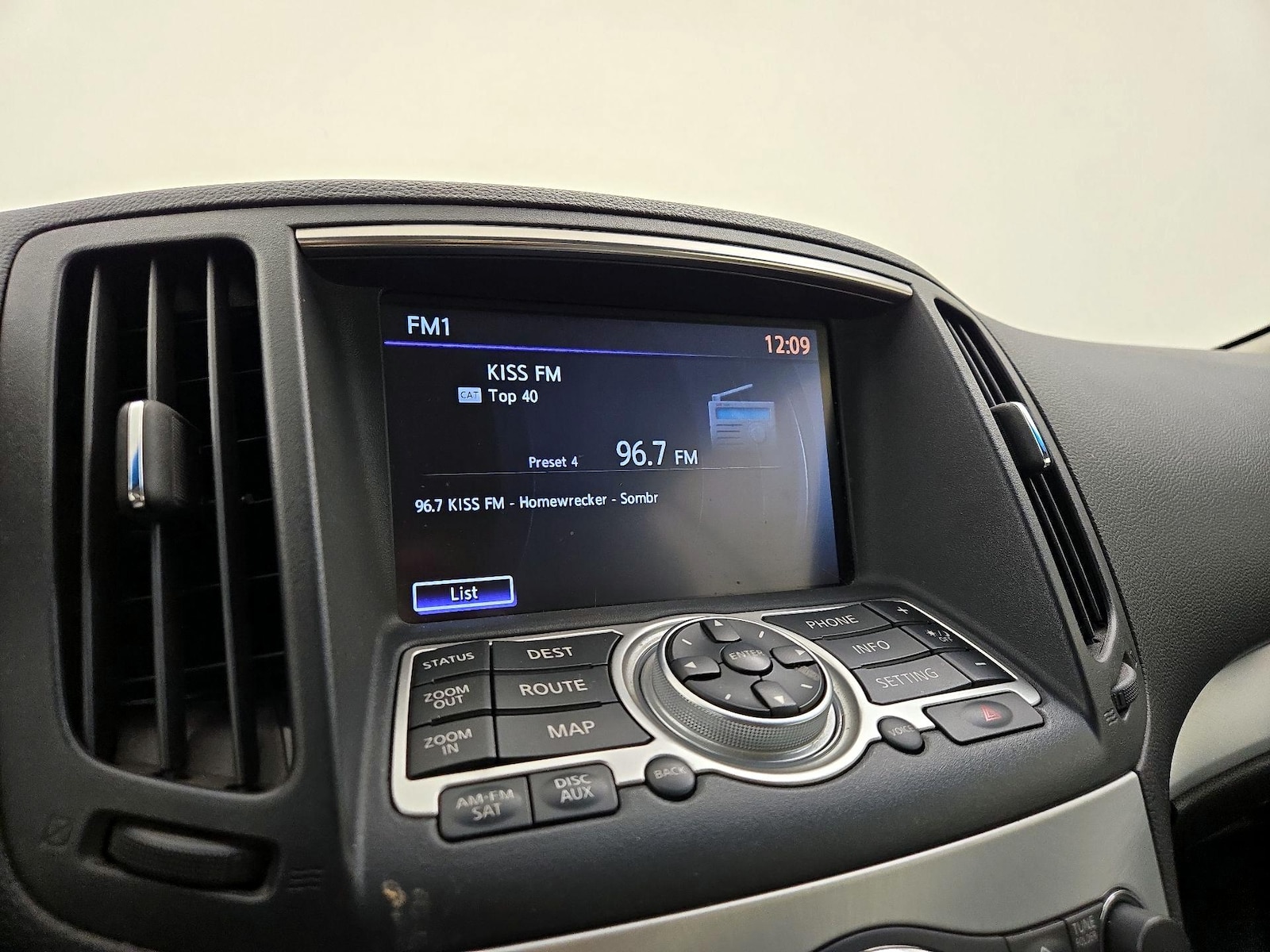 2015 Infiniti Q60, photo 17