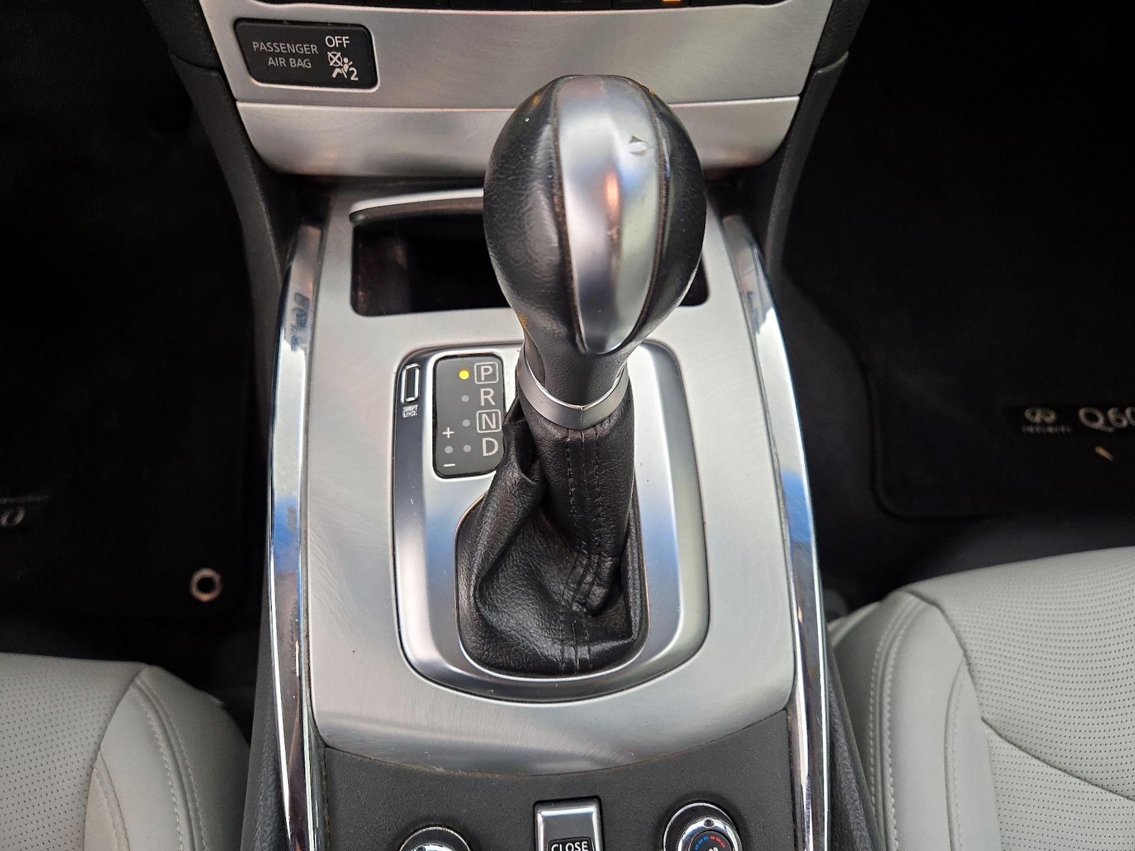 2015 Infiniti Q60, photo 19