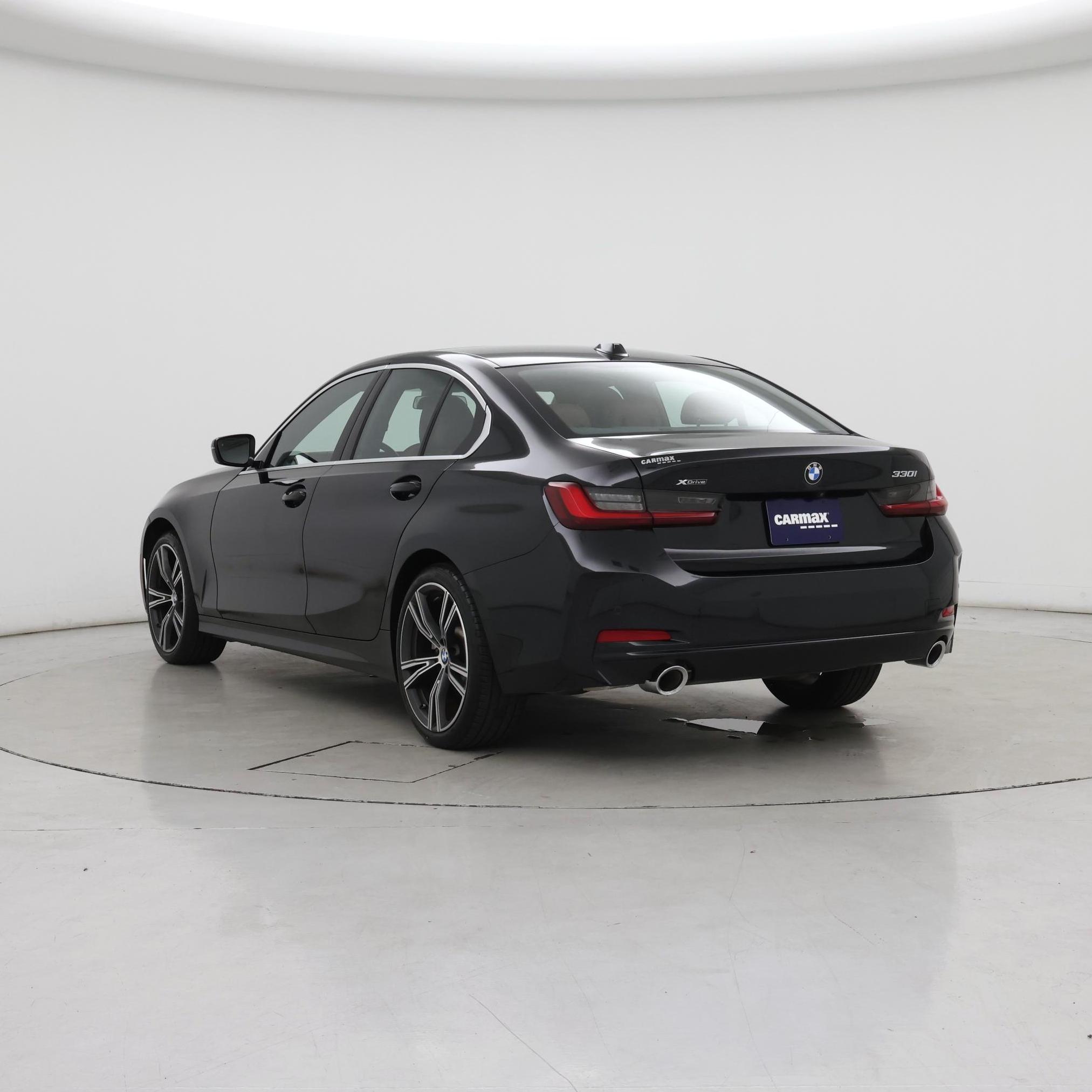 Thumbnail: 2024 BMW 3 Series - 2