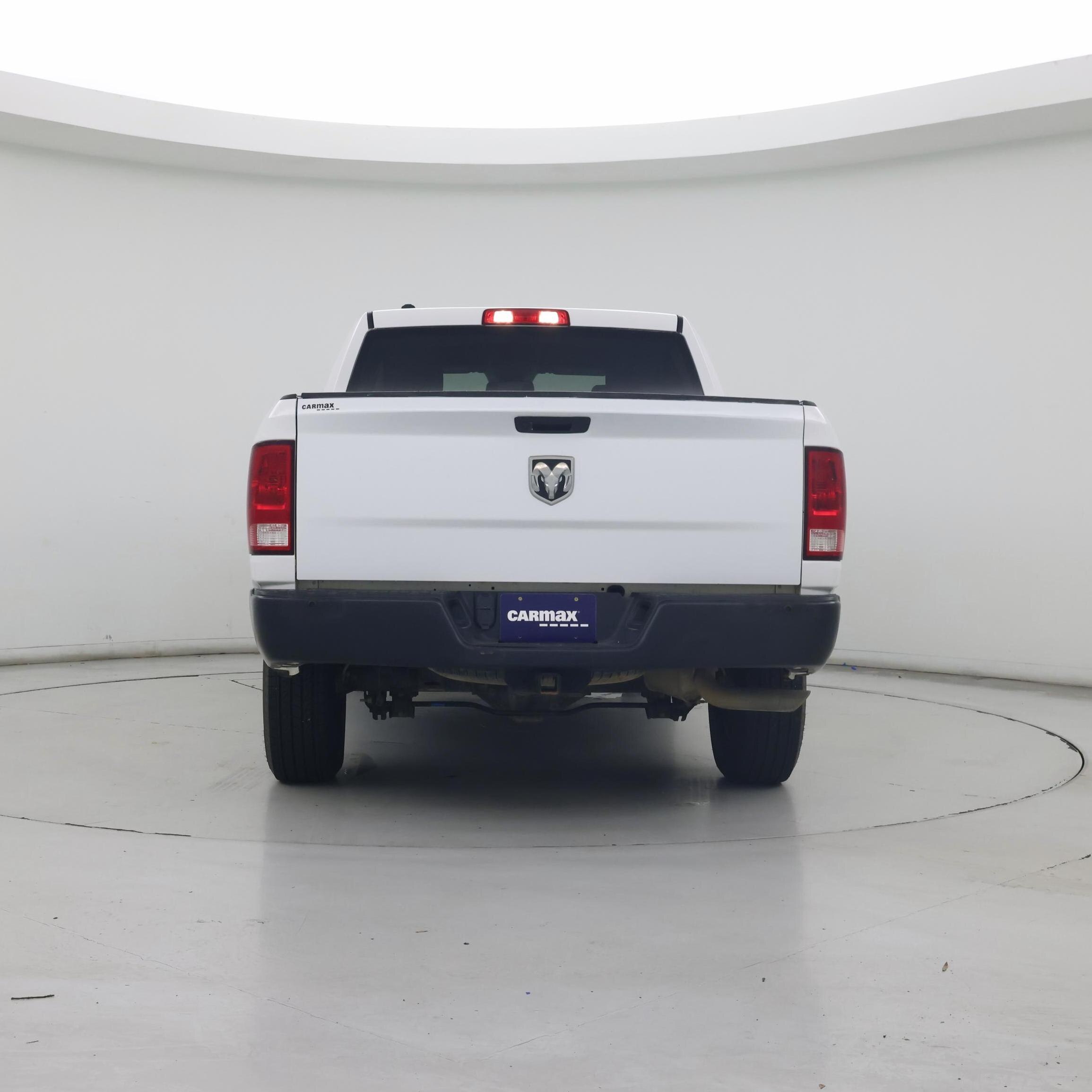 Thumbnail: 2019 RAM 1500 Classic - 6