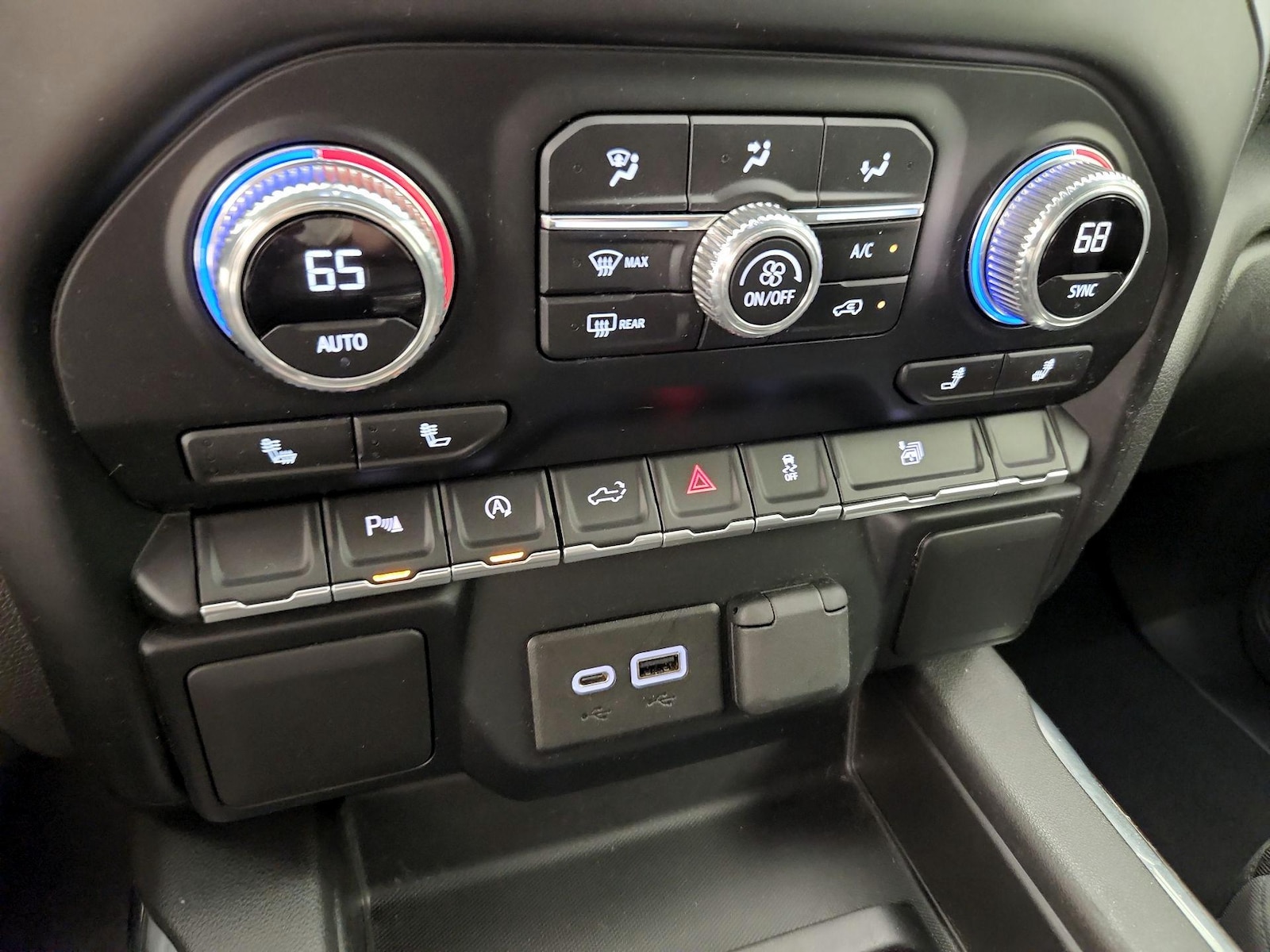 2022 GMC Sierra 1500 Limited Elevation - Photo 17