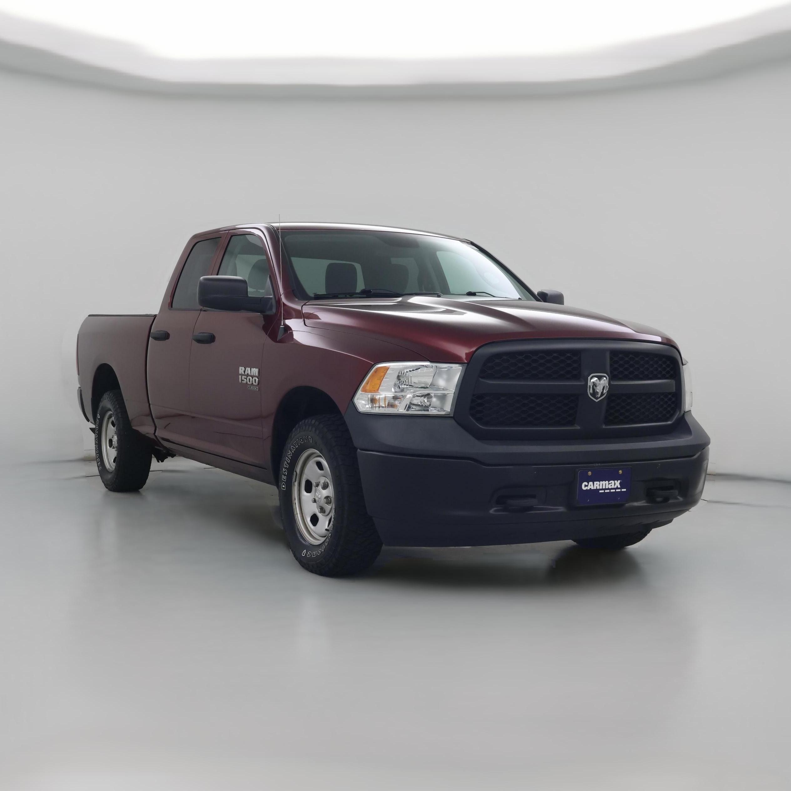 Thumbnail: 2019 RAM 1500 Classic - 1