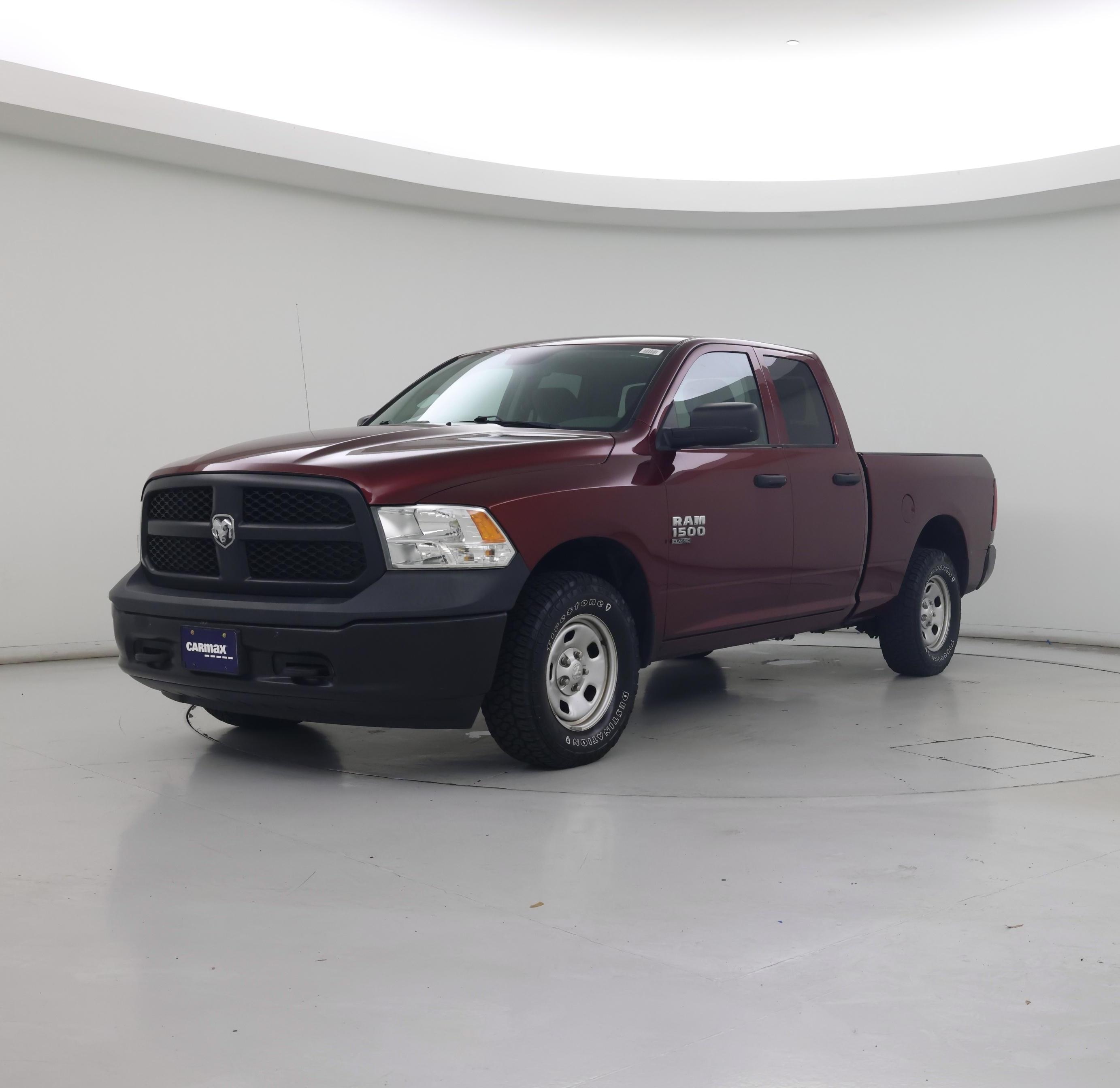 Thumbnail: 2019 RAM 1500 Classic - 4