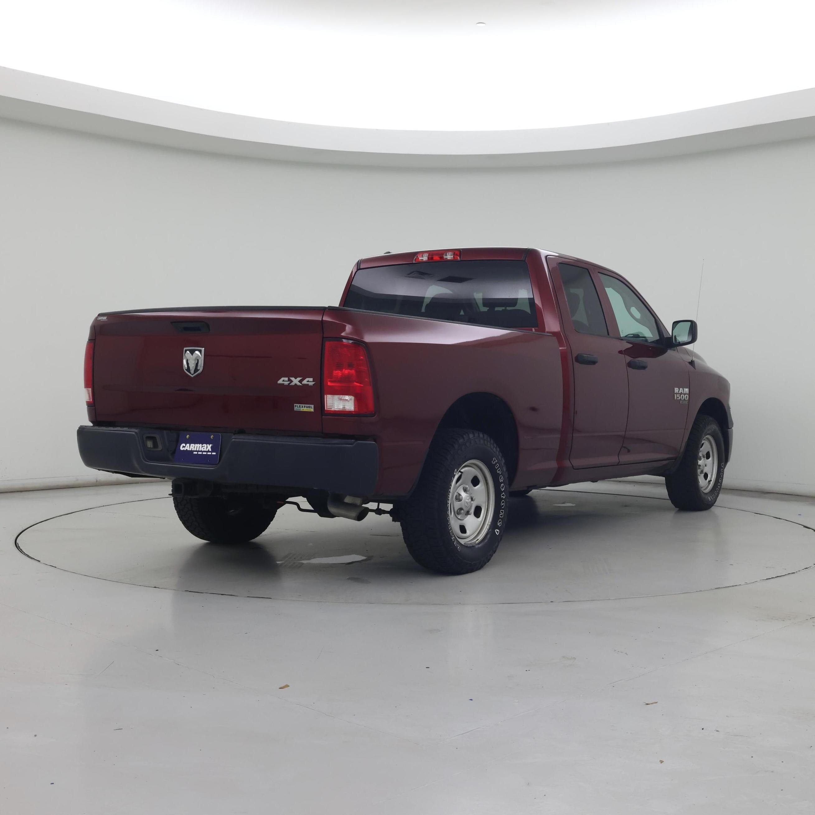 Thumbnail: 2019 RAM 1500 Classic - 8