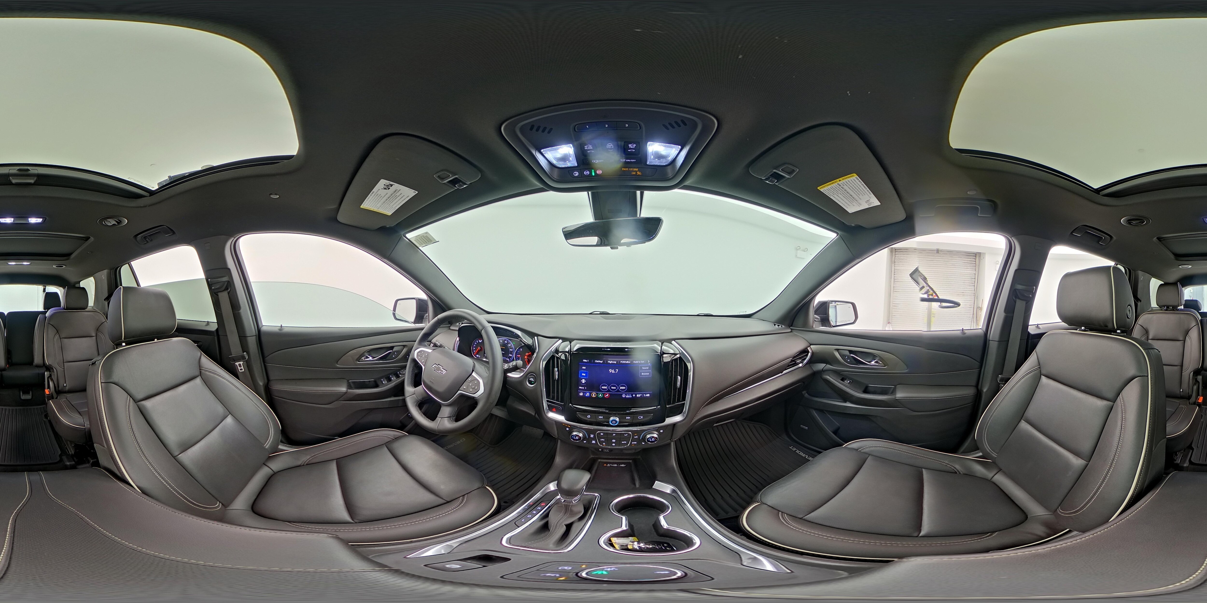 2023 Chevrolet Traverse Premier - Photo 27