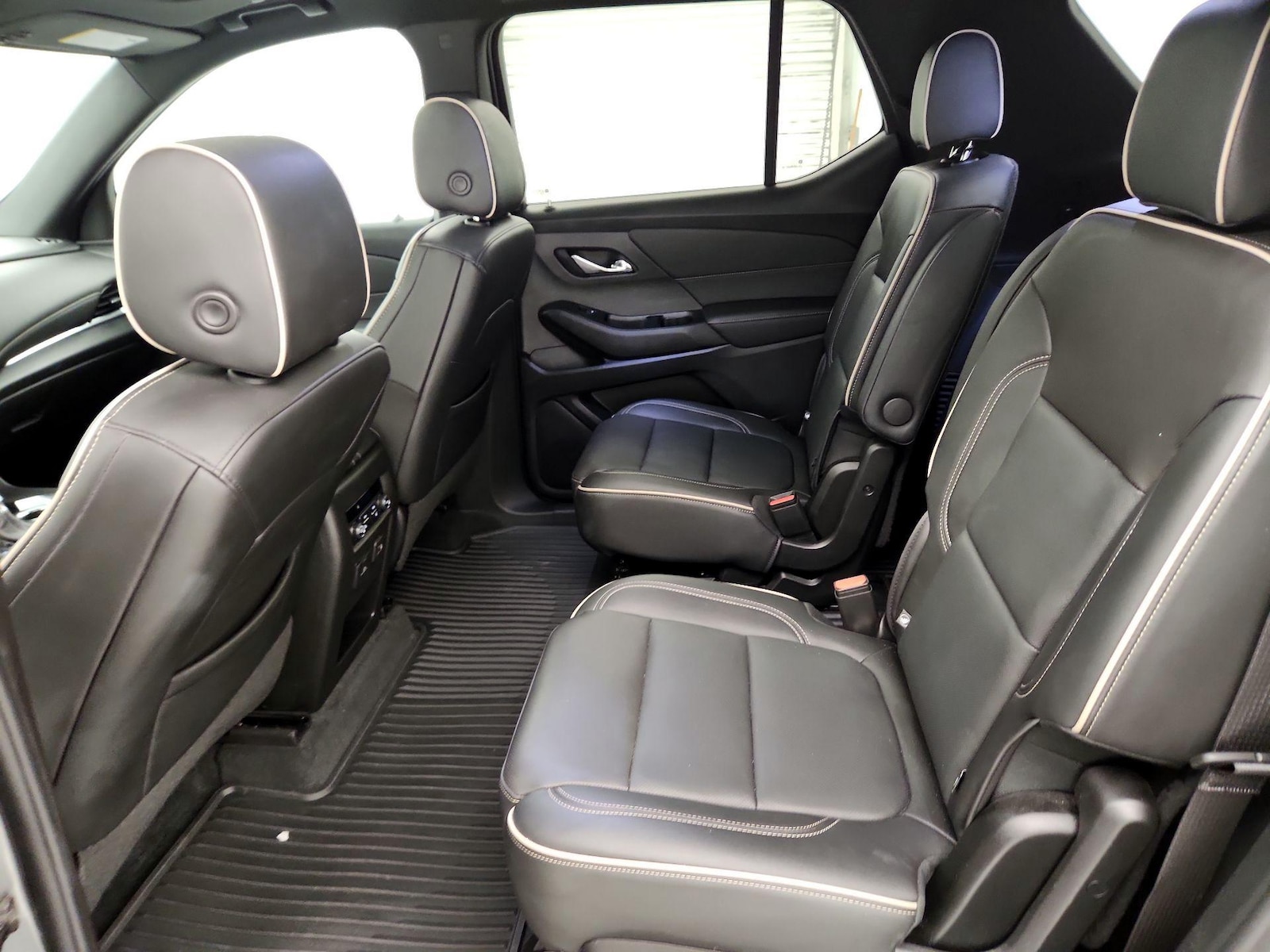 2023 Chevrolet Traverse Premier - Photo 22