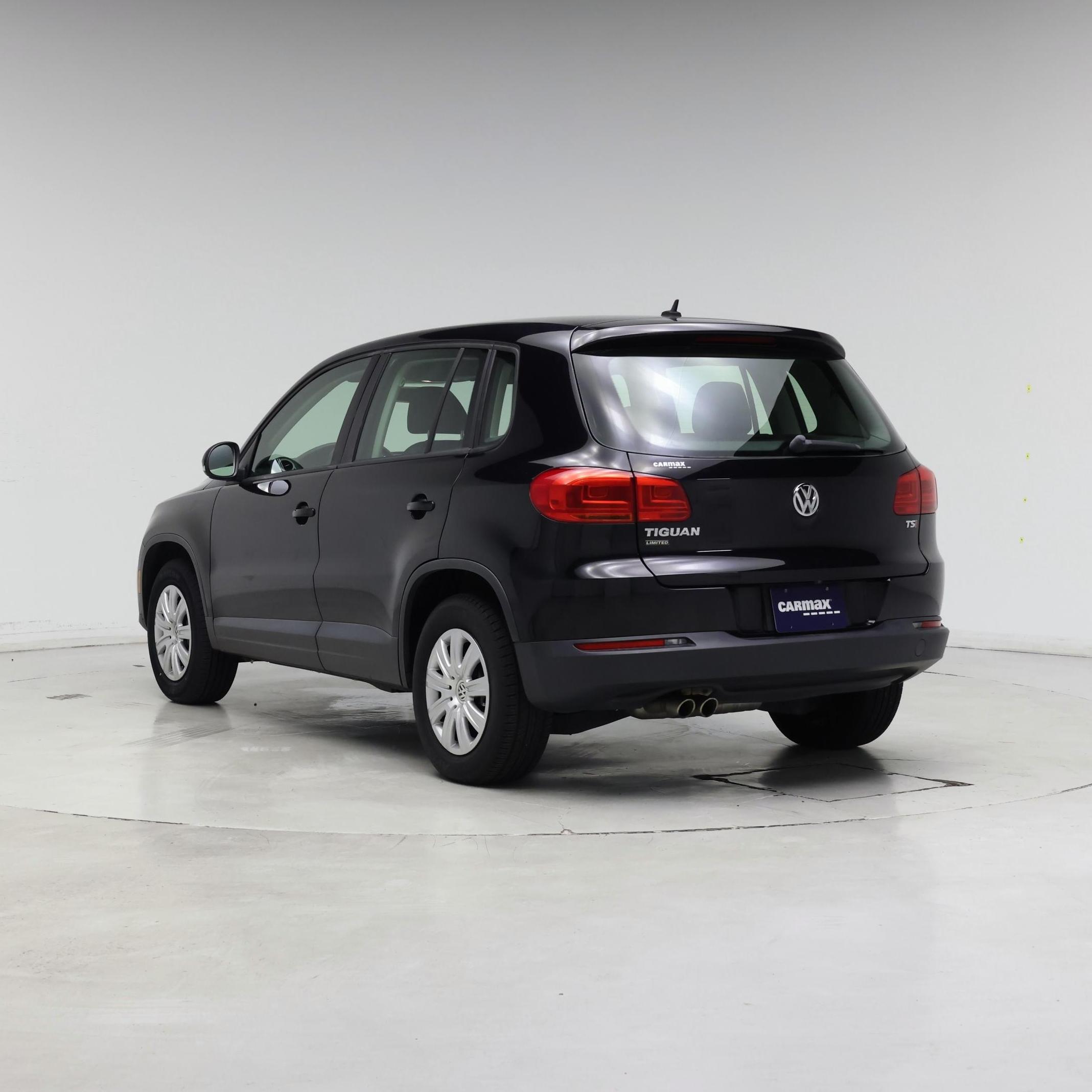 Thumbnail: 2017 Volkswagen Tiguan - 2